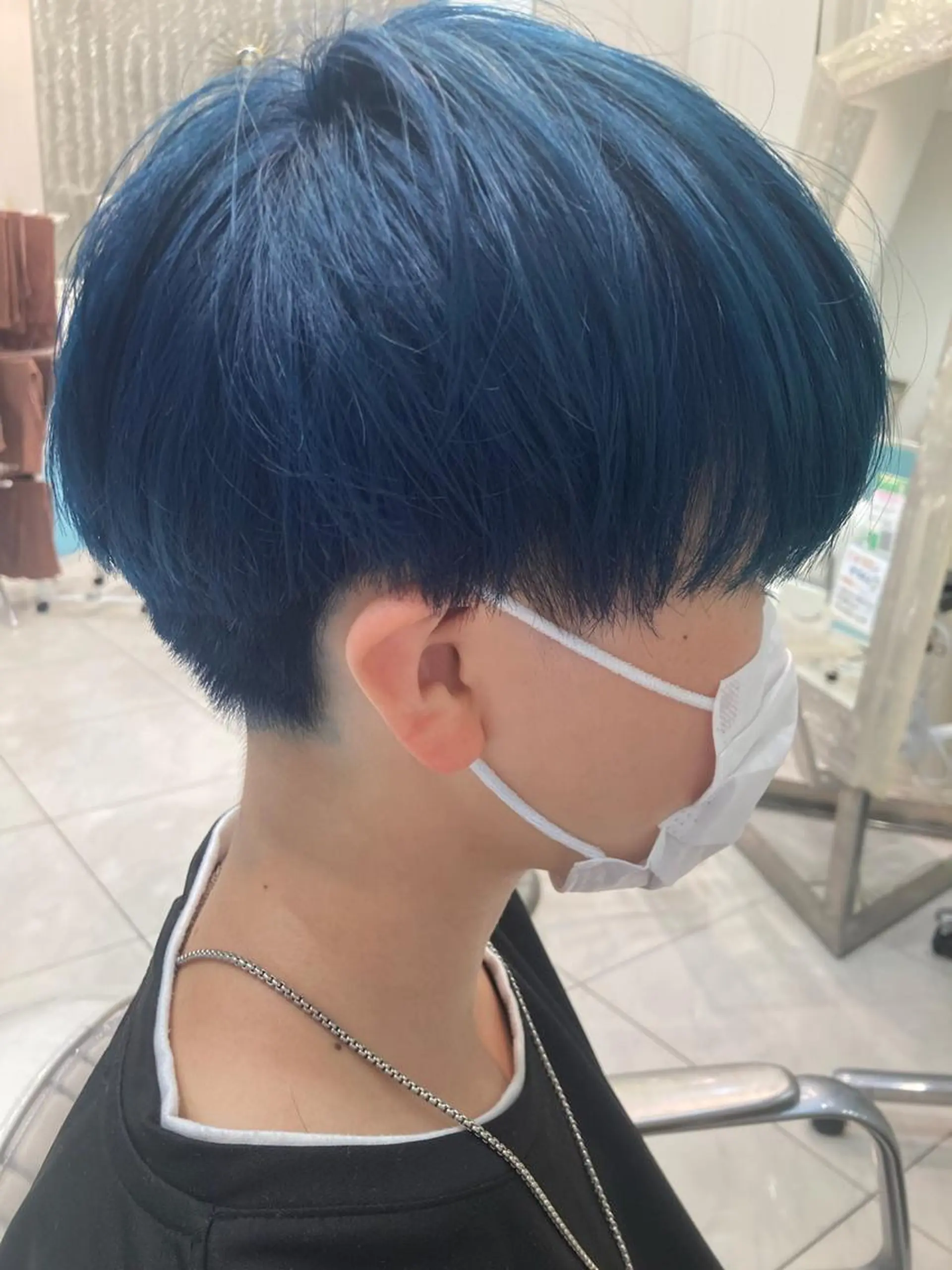 ショート ヘアカラー 正木 隆晟のヘアスタイル