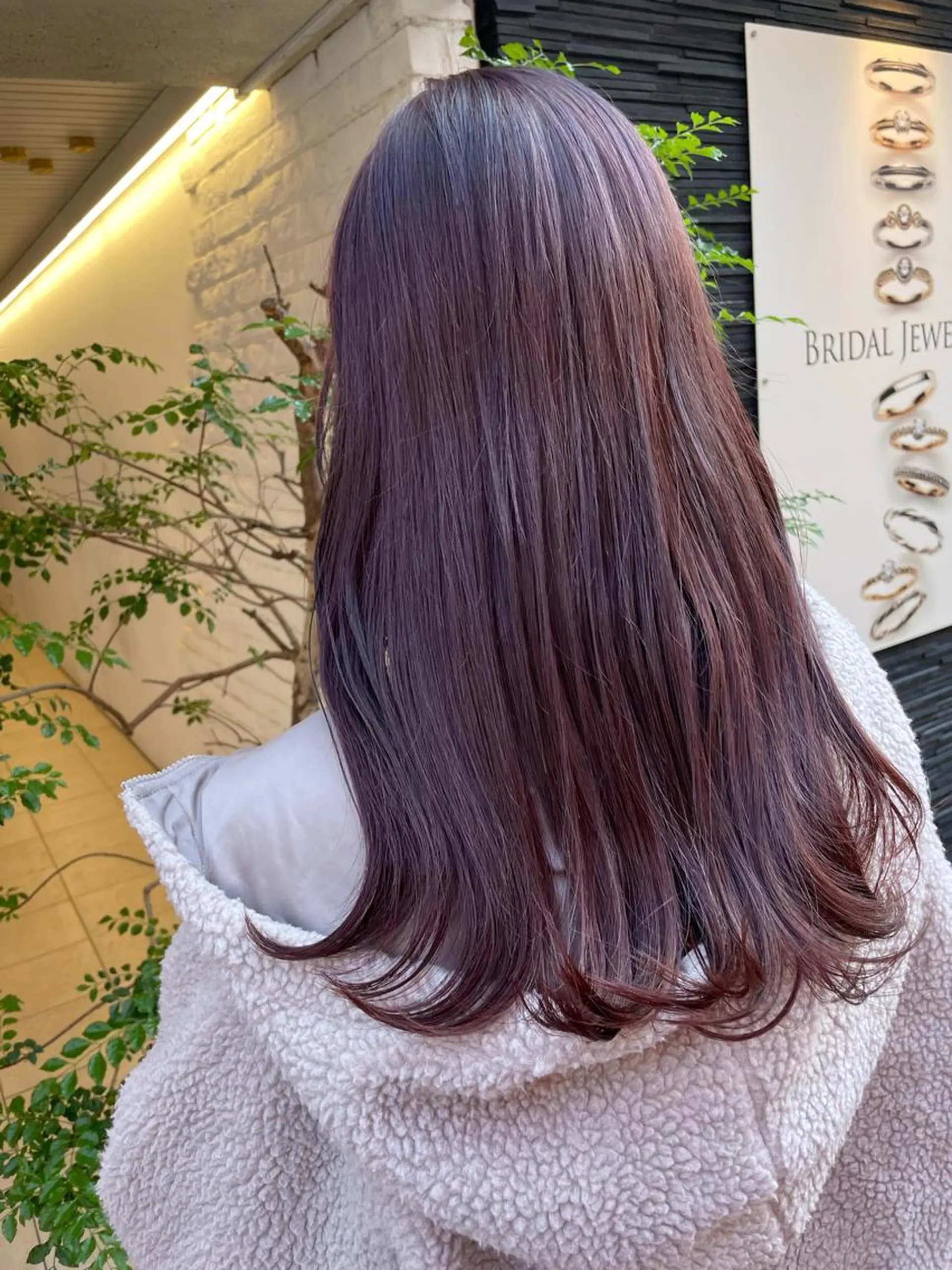 セミロング 縮毛矯正 VEGA天神 ブリーチのヘアスタイル