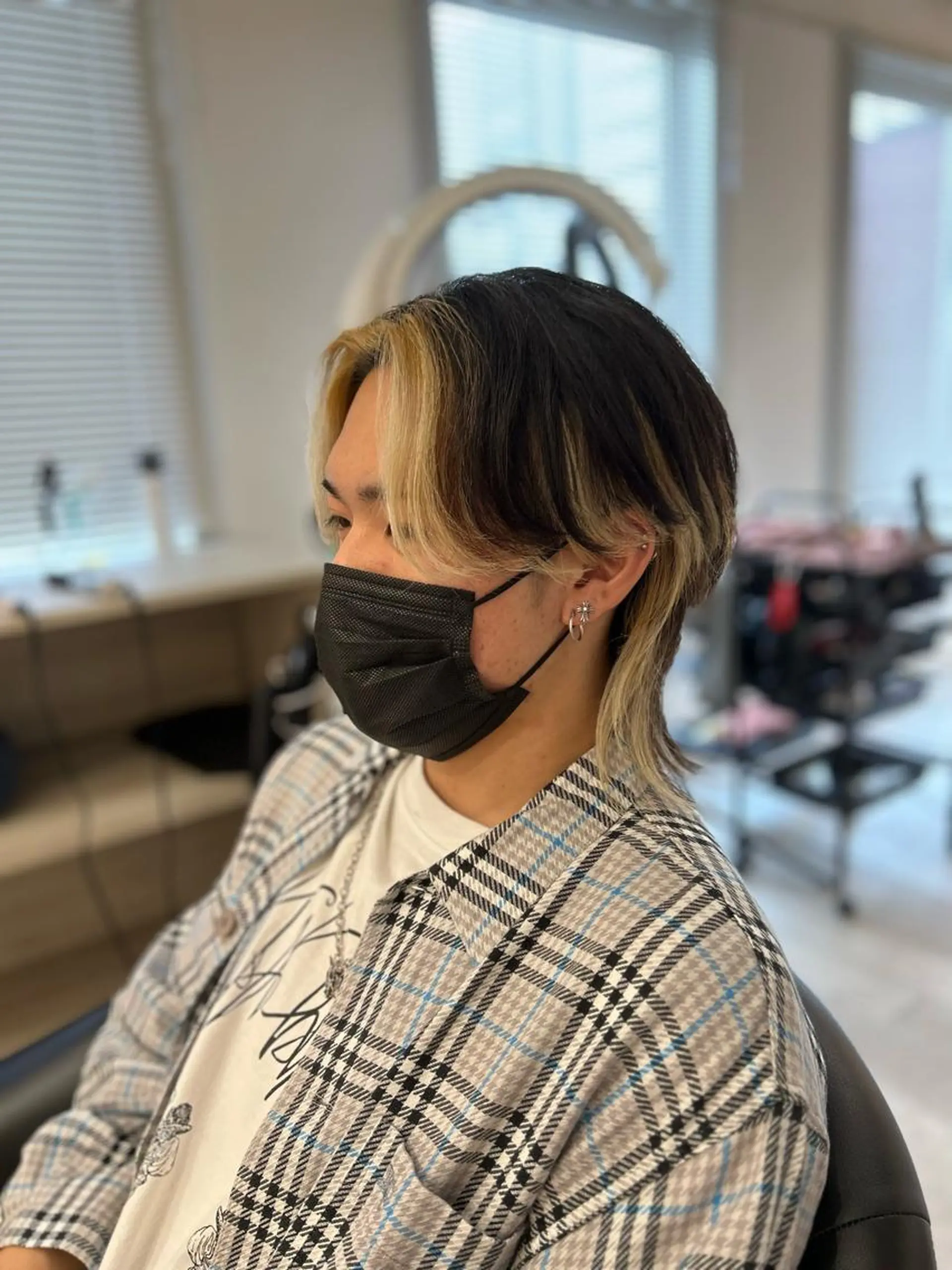 カラー メンズ ヘアカラー トリートメント &chaLme   心斎橋所属・emi/髪質改善/ 韓国風/艶カラーのヘアスタイル