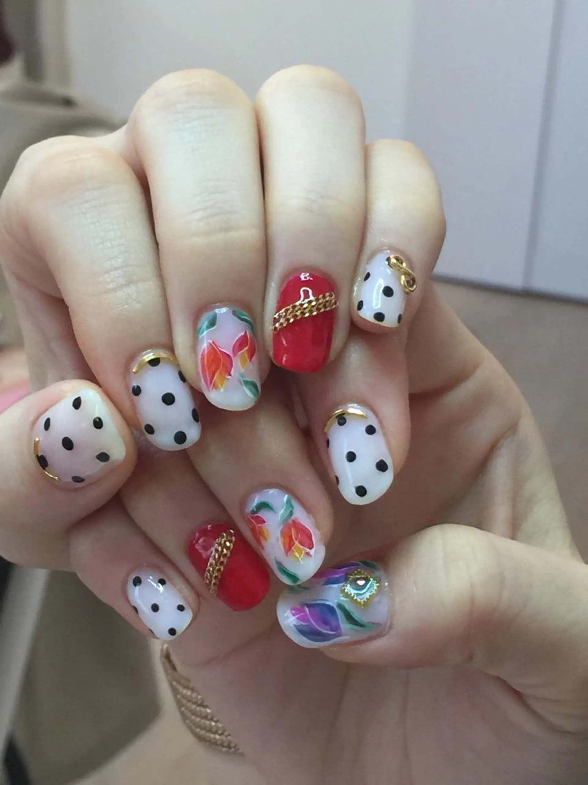 ネイル juedi nail(木曜日のネイル)所属・juedi nail 〜木曜日のネイル〜のネイルデザイン