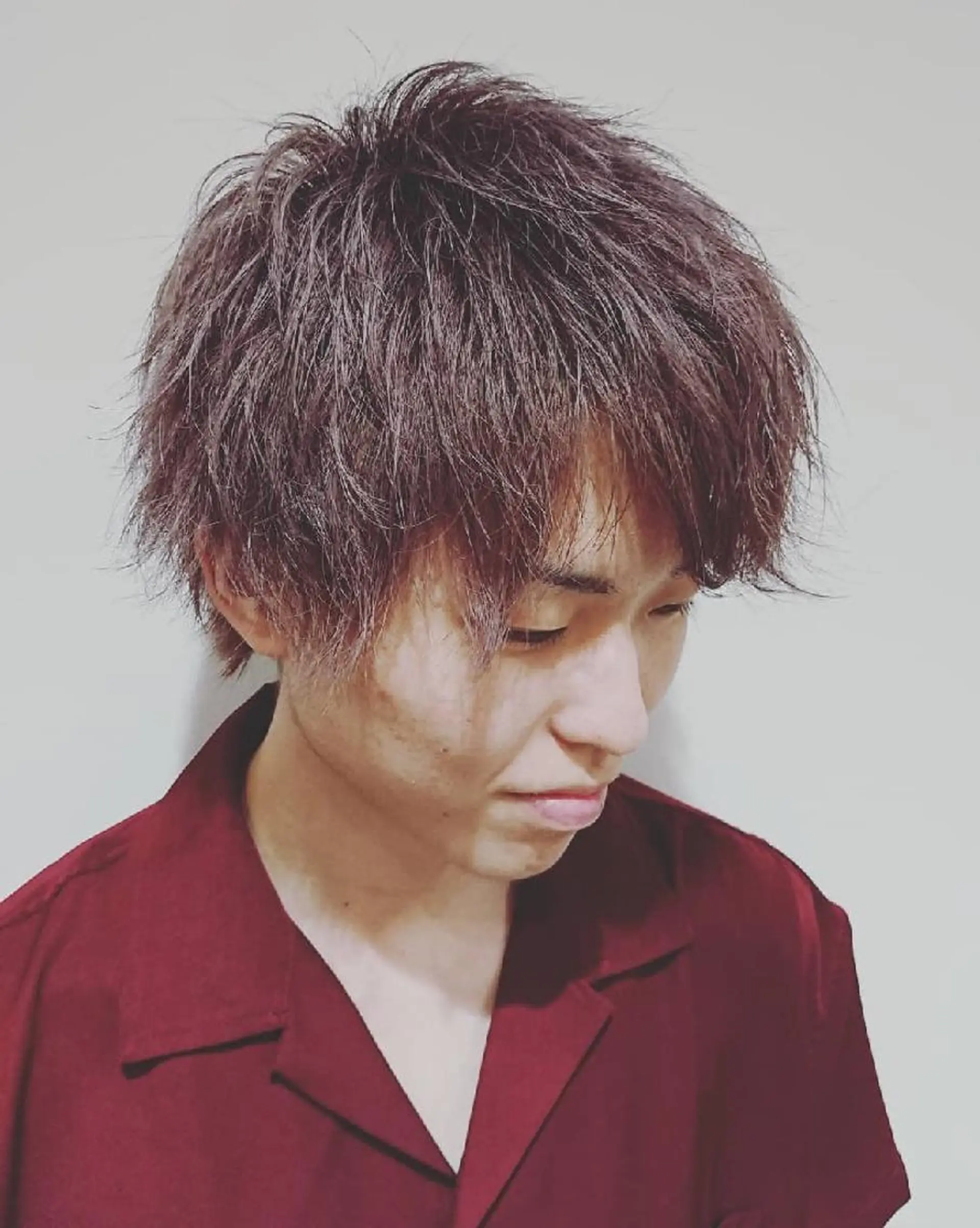 メンズ ヘアカラー ブリーチ/ヘアケア/ 艶髪/イギチハルのヘアスタイル