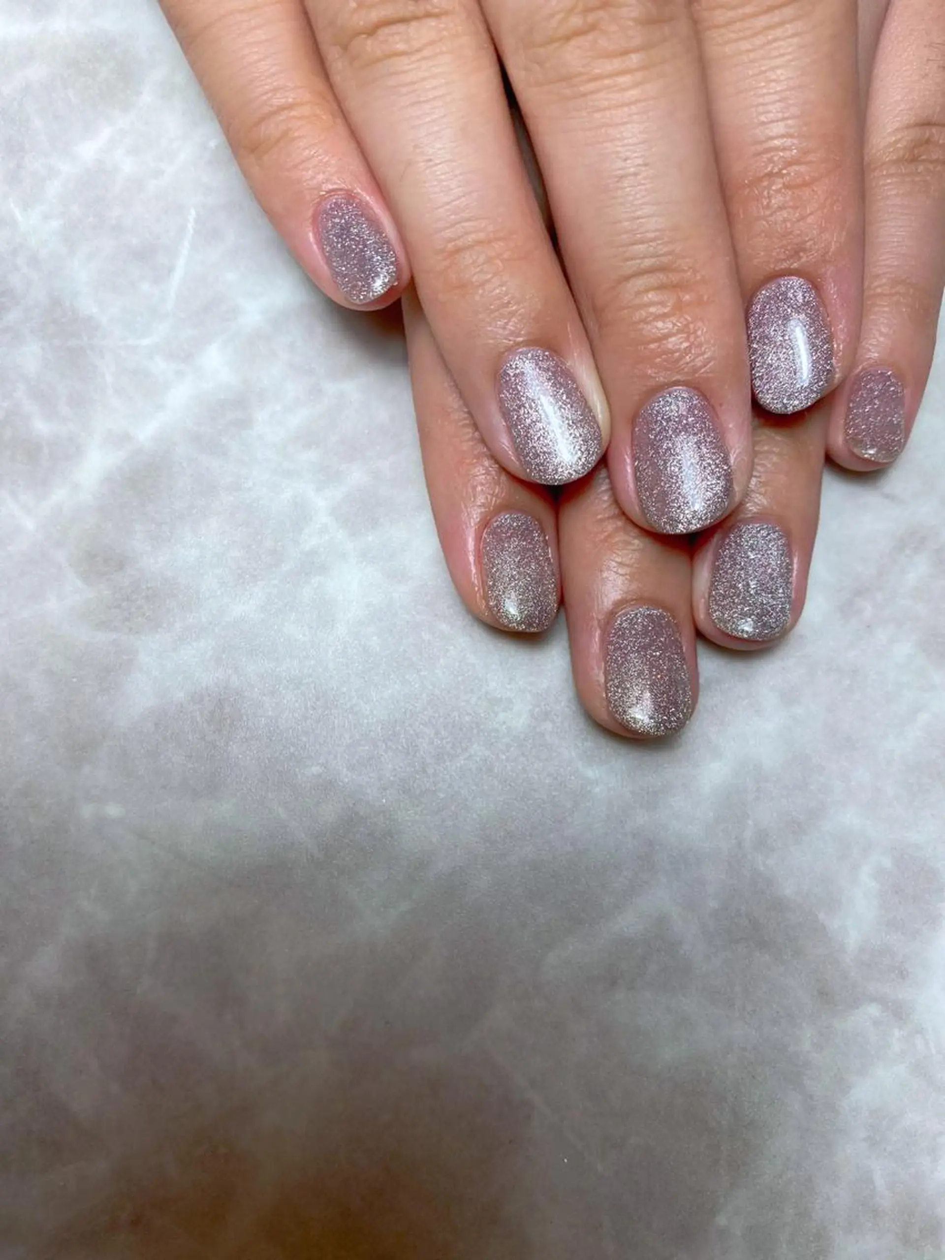 ネイル アイブロウ フラッシュネイル フラッシュマグ マグネットネイル ハンドネイル ハンドケア 🌿Charme🌿 MAIのネイルデザイン