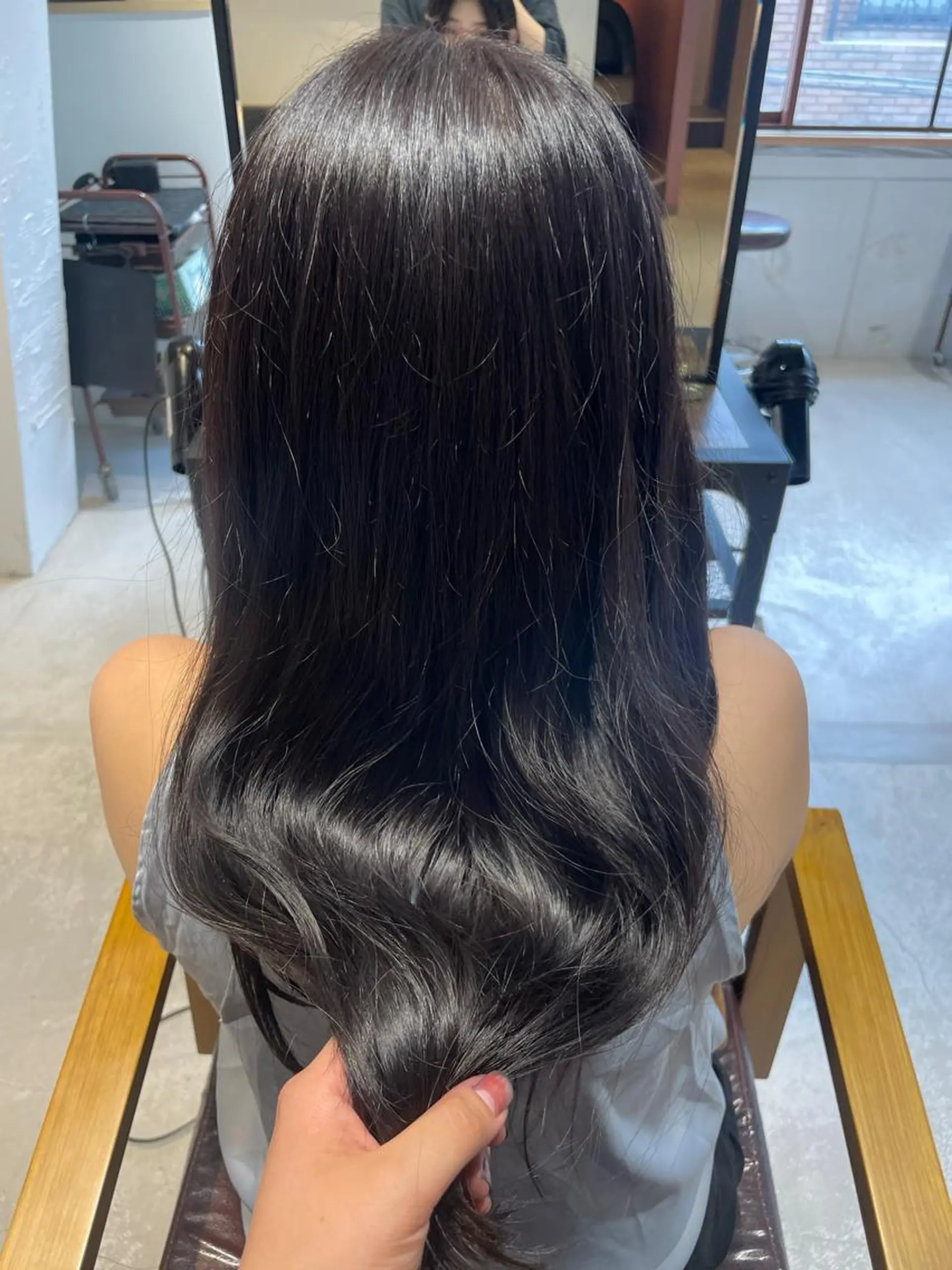 ロング カラー 黒髪 透明感カラー ラベンダーカラー レイヤー×初 パーマ|hinakoのヘアスタイル