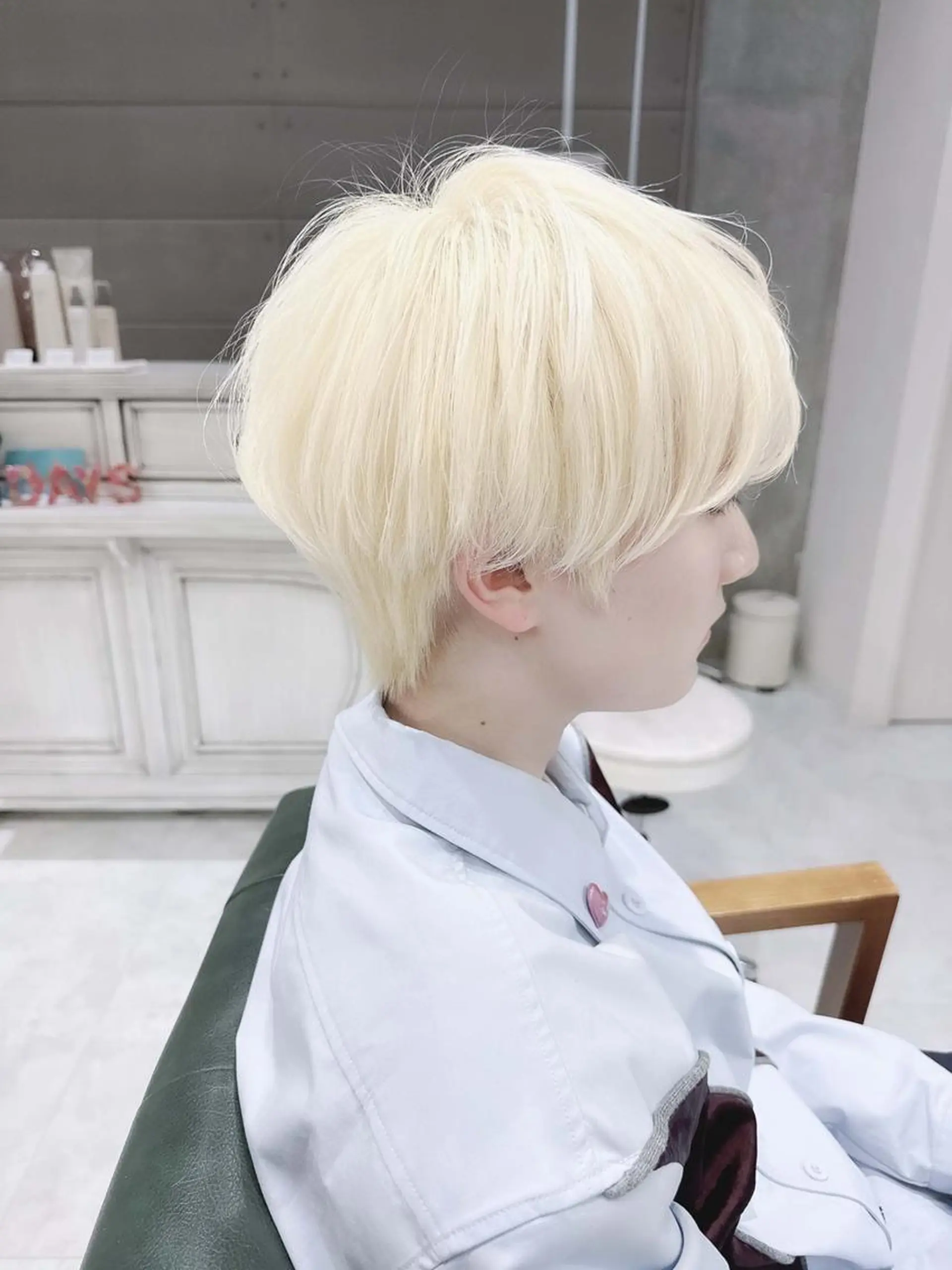 ショート カラー ヘアアレンジ メンズ メンズブリーチ メンズハイトーン ブリーチ ケアブリーチ 透明感カラー Days 透明感カラーのヘアスタイル