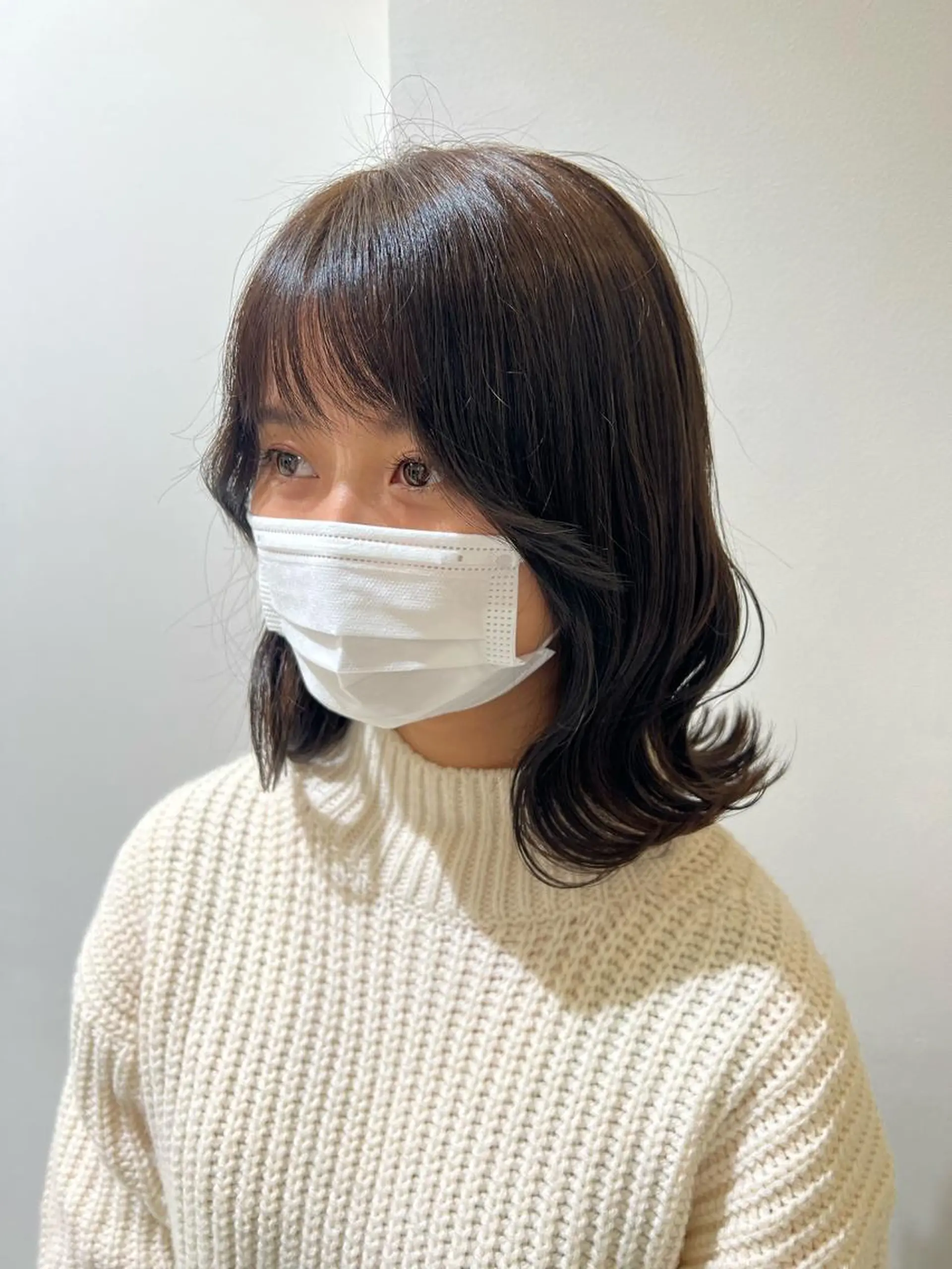 ミディアム 西邑 環のヘアスタイル