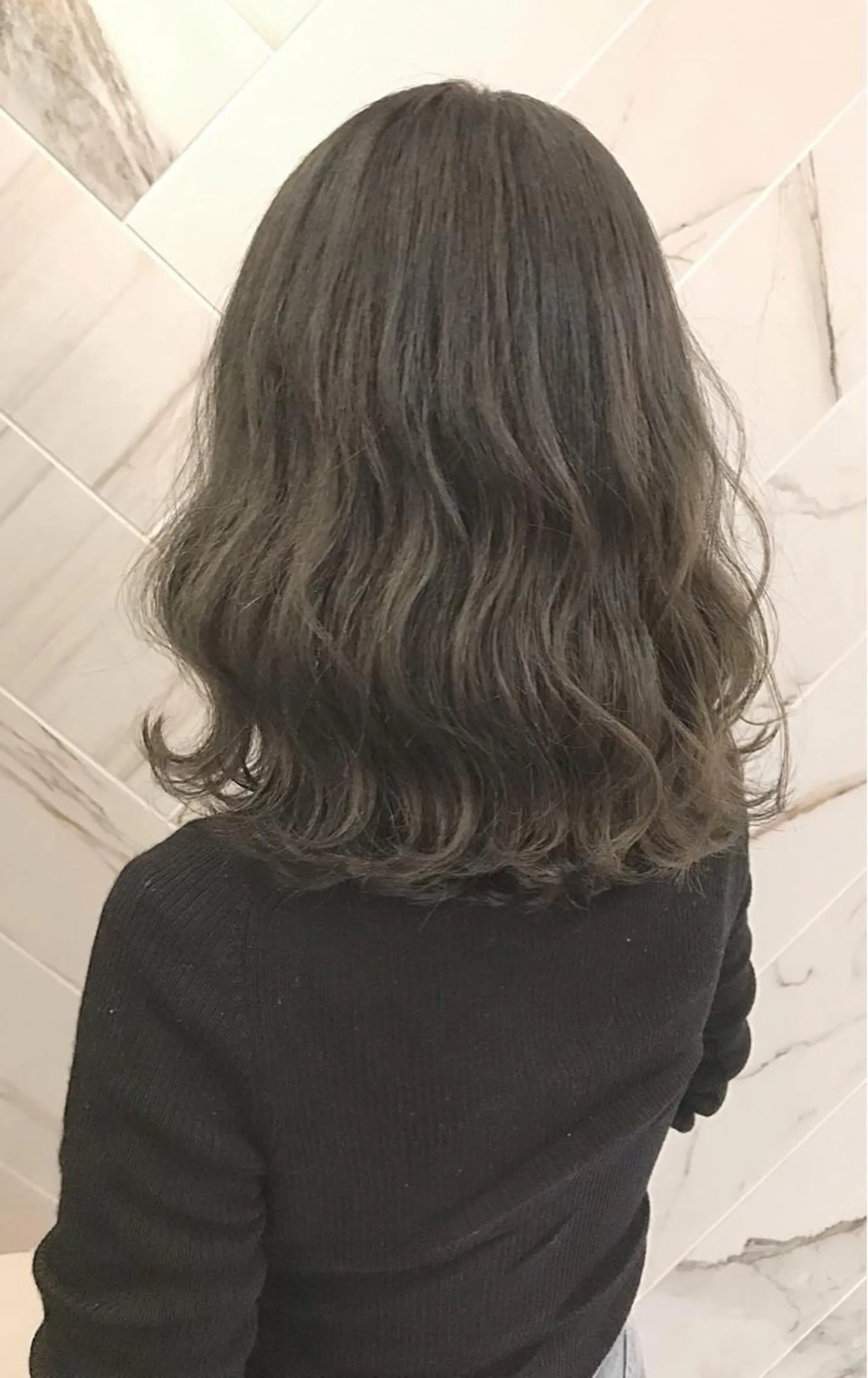 ミディアム カラー アクアカラー アッシュ ブルーカラー ブルージュ 髪質改善 KANOI 銀座中央通り所属・上條 航平のヘアスタイル