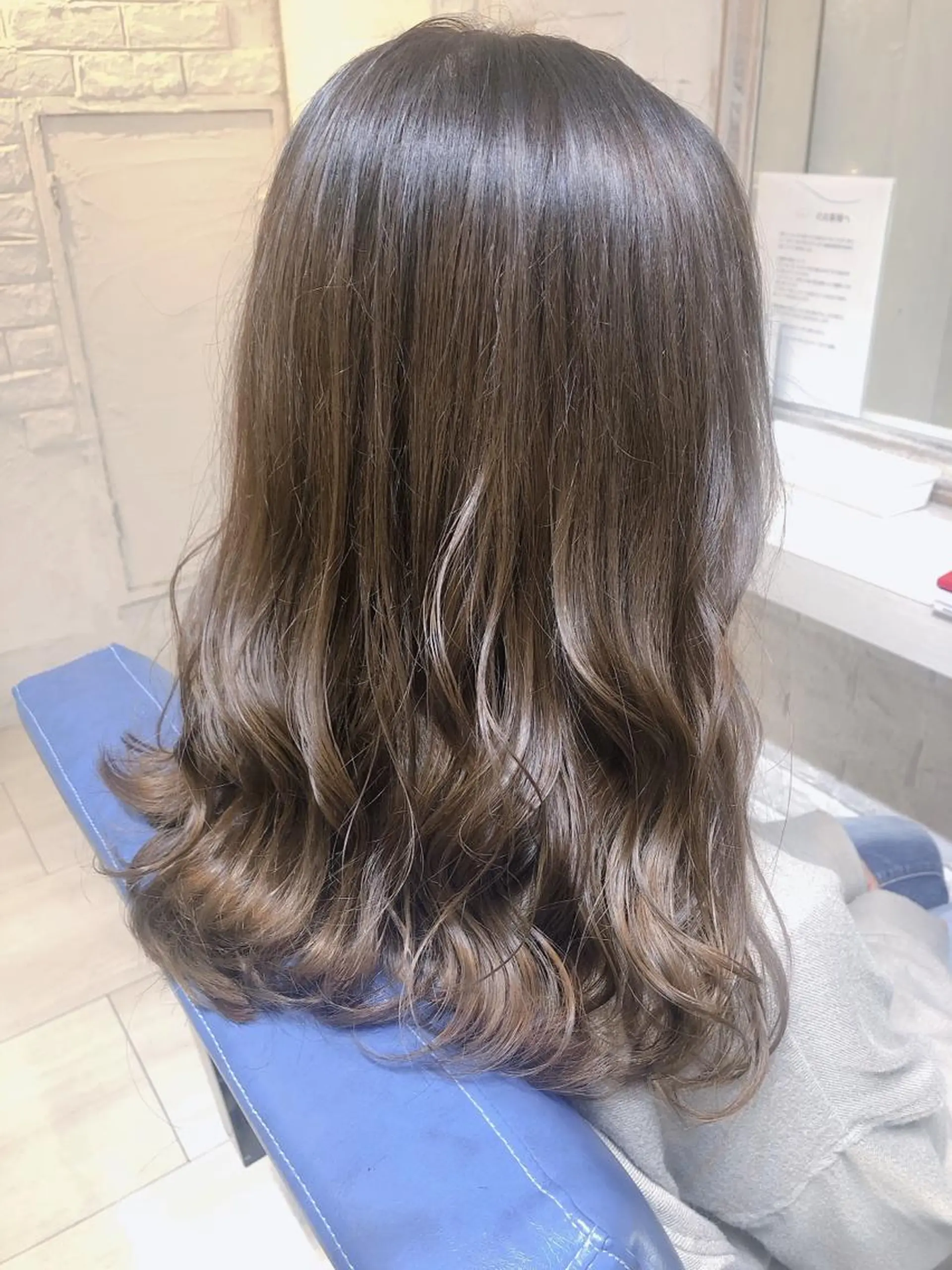 セミロング カラー ブリーチ uros.所属・メンズパーマ/ エクステ🌞セナのヘアスタイル