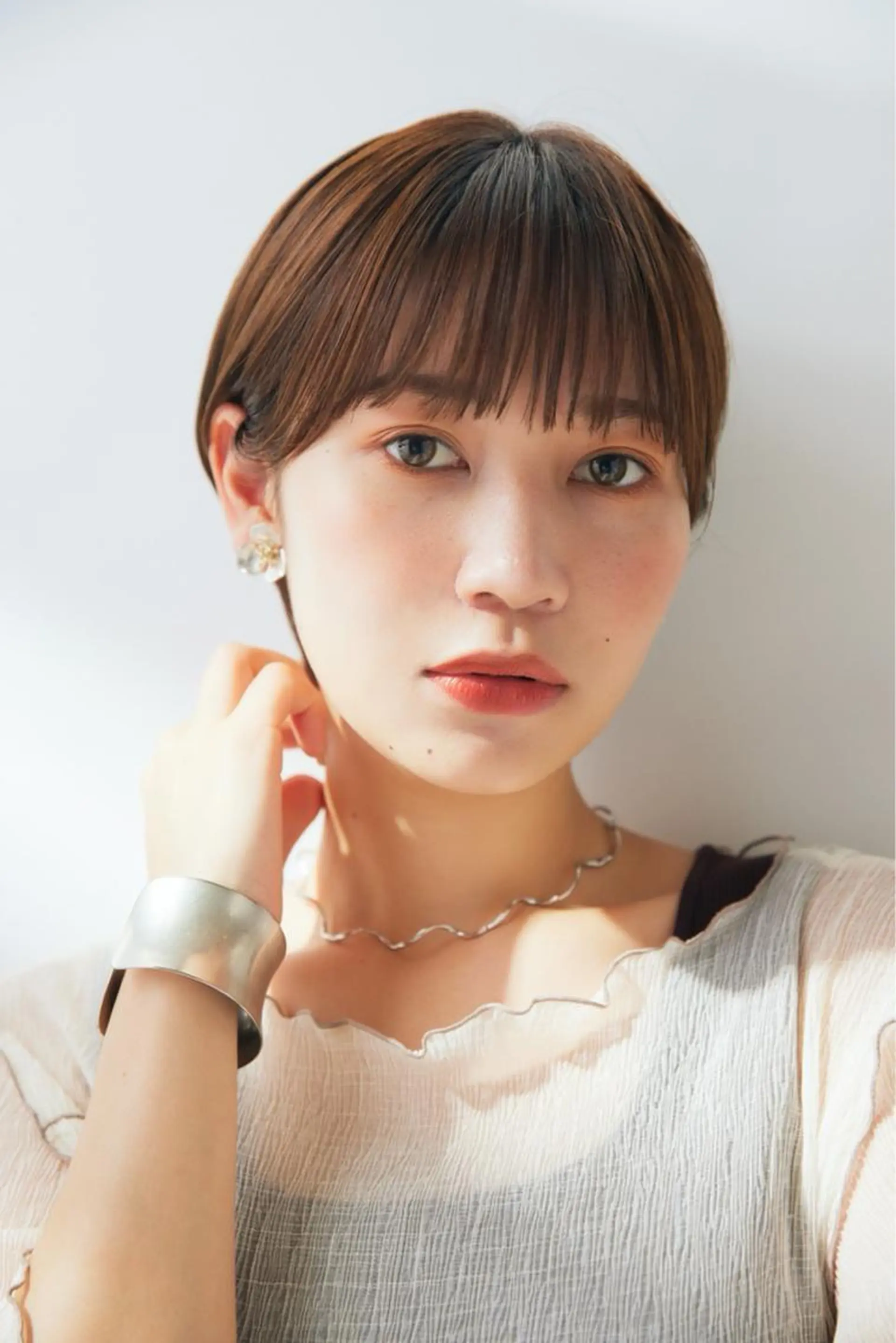 ショート カット 🎨インナーカラー が得意👍新垣⚜️のヘアスタイル