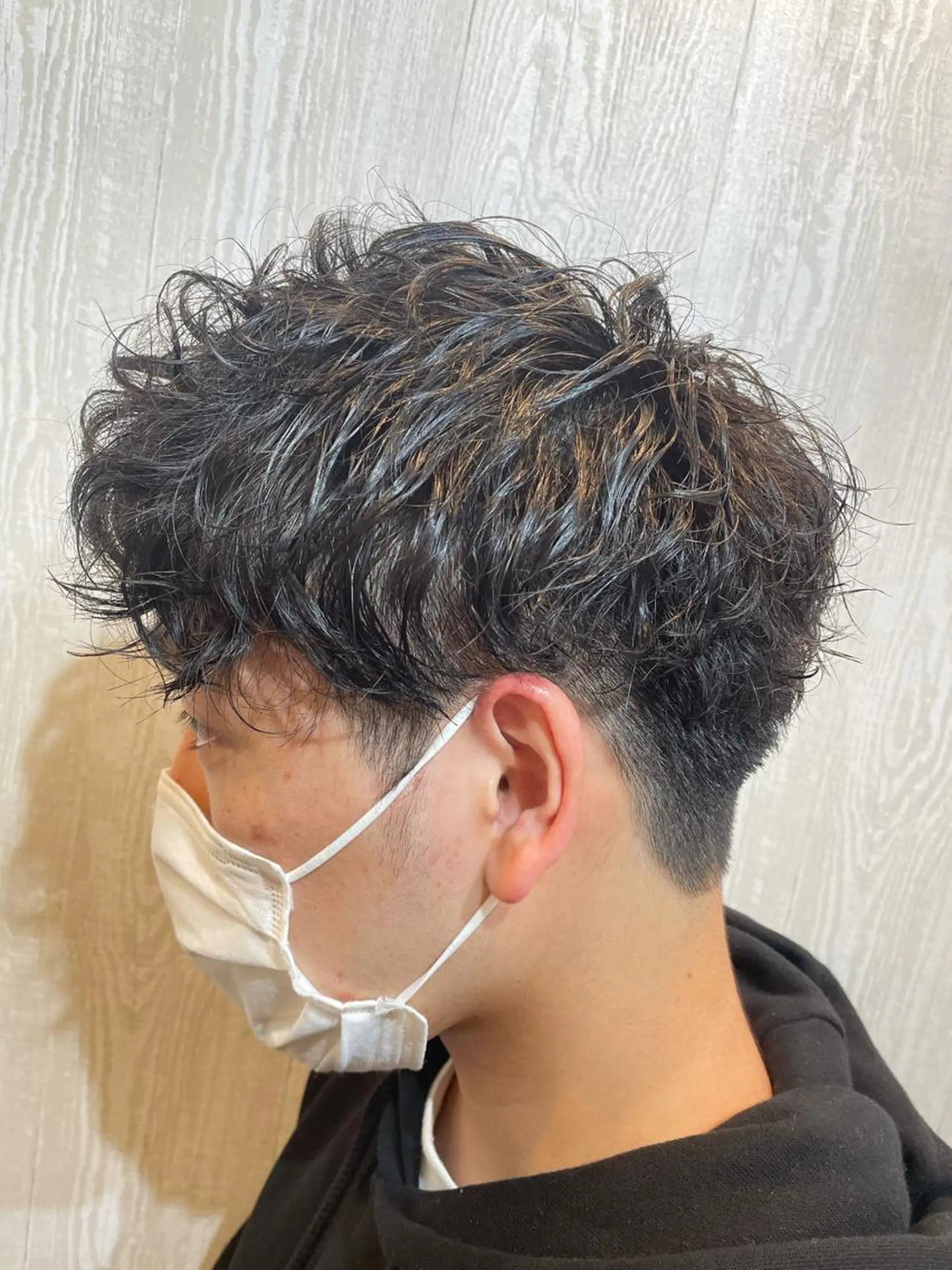 ショート パーマ ヘアアレンジ メンズ カット パーマ HUENEST アカデミーサロンのヘアスタイル