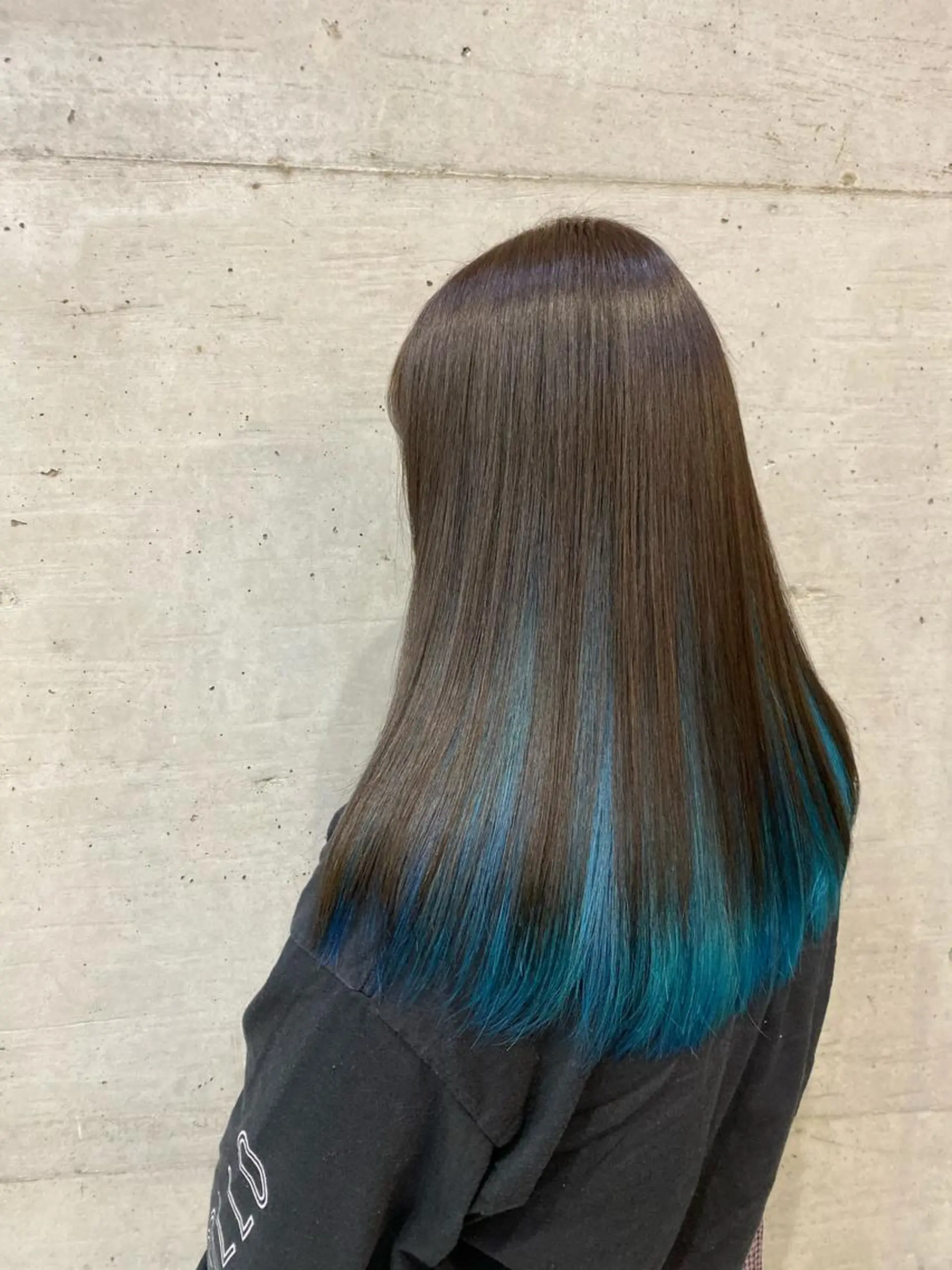 ロング カラー ブルーカラー ヘアカラー トリートメント 大栗 佑也  髪質改善のヘアスタイル