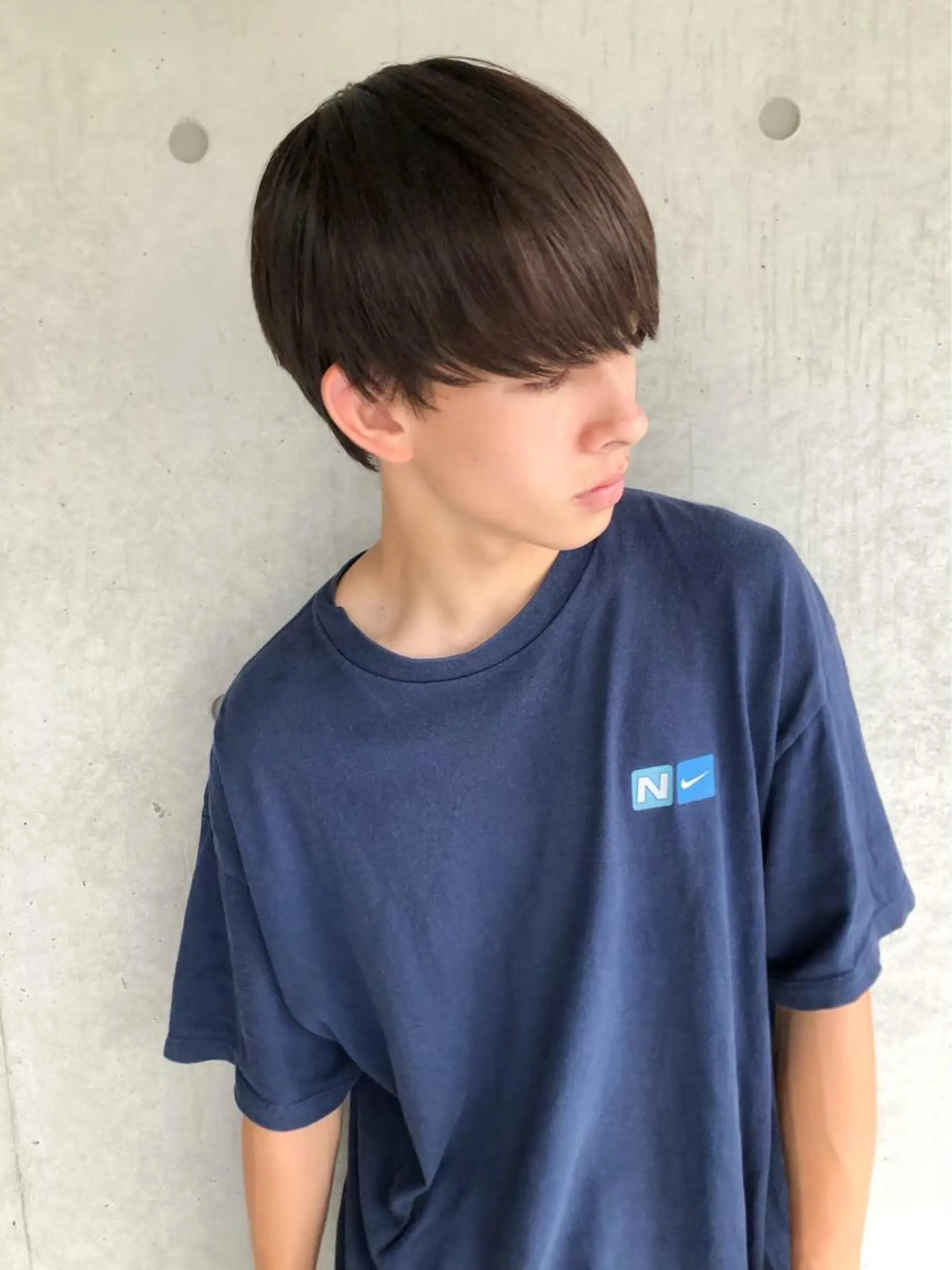 ショート カラー メンズ アップバング メンズブリーチ ビジネス センターパート メンズハイトーン ヘアカラー トリートメント ヘッドスパ ヘアセット 赤み消し🌿 透明感カラー🫧のヘアスタイル