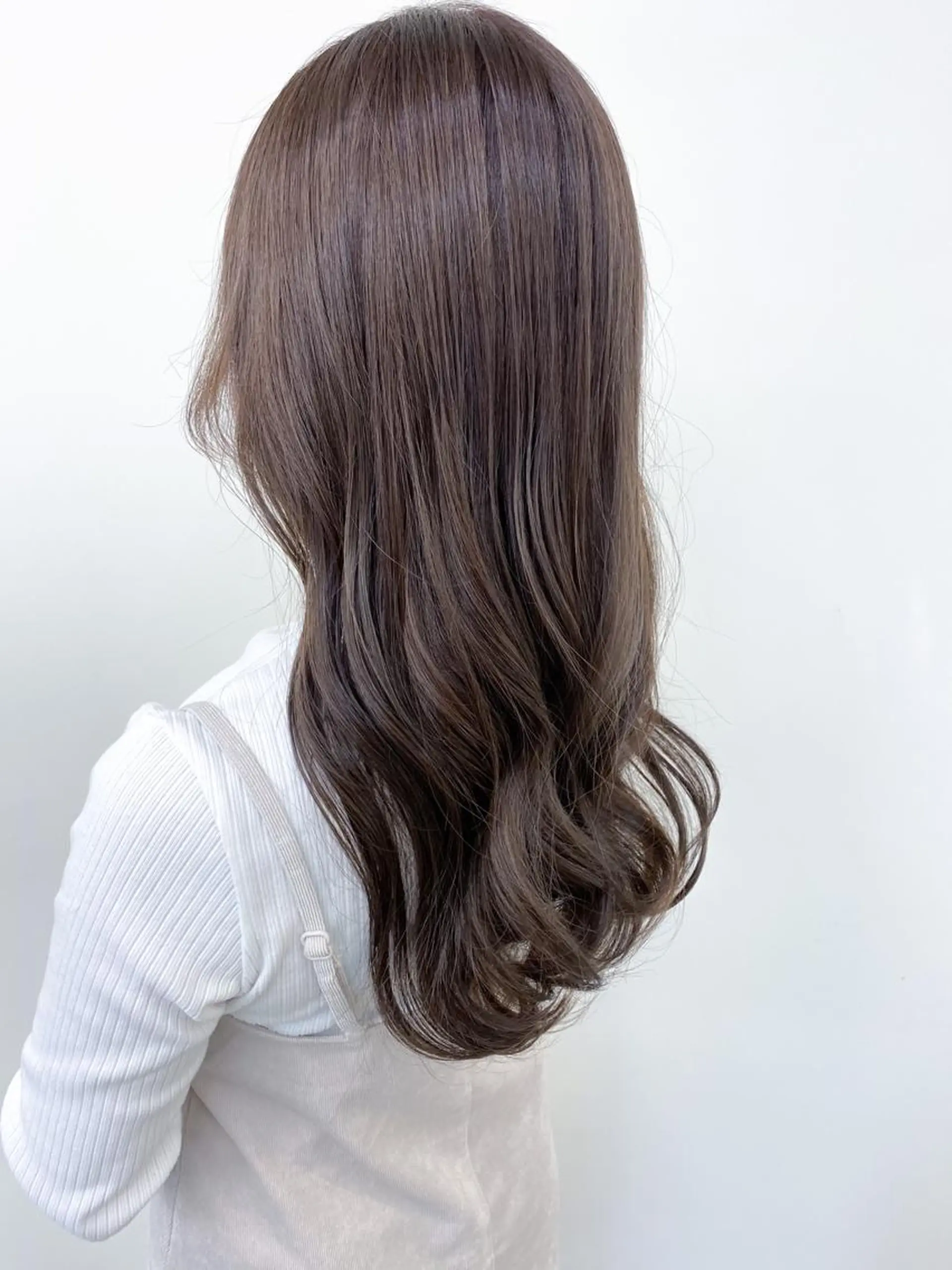 ロング カラー アッシュ 透明感カラー オリーブアッシュ カット ヘアカラー トリートメント Meena by urban所属・丹羽 隼人/髪質改善 /韓国ヘア🇰🇷のヘアスタイル