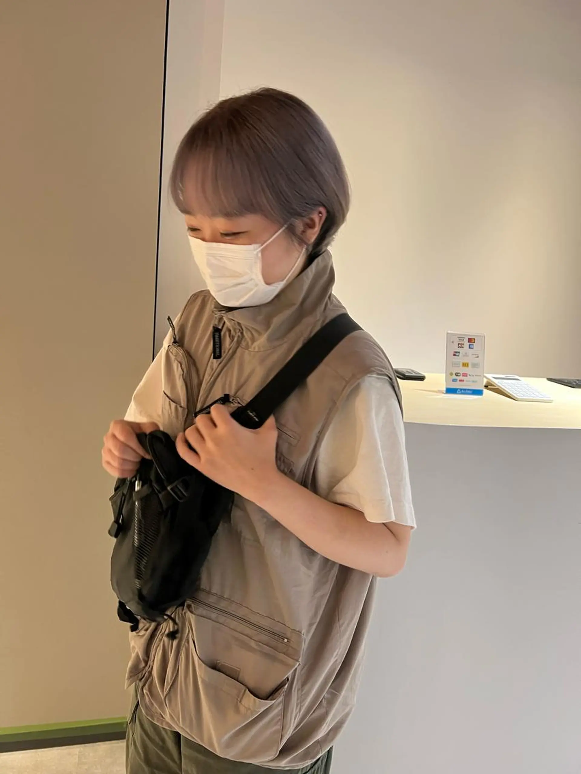 ショート カラー ブリーチ ブルーカラー ブルーラベンダー ラベンダーカラー io濱川 遥のヘアスタイル