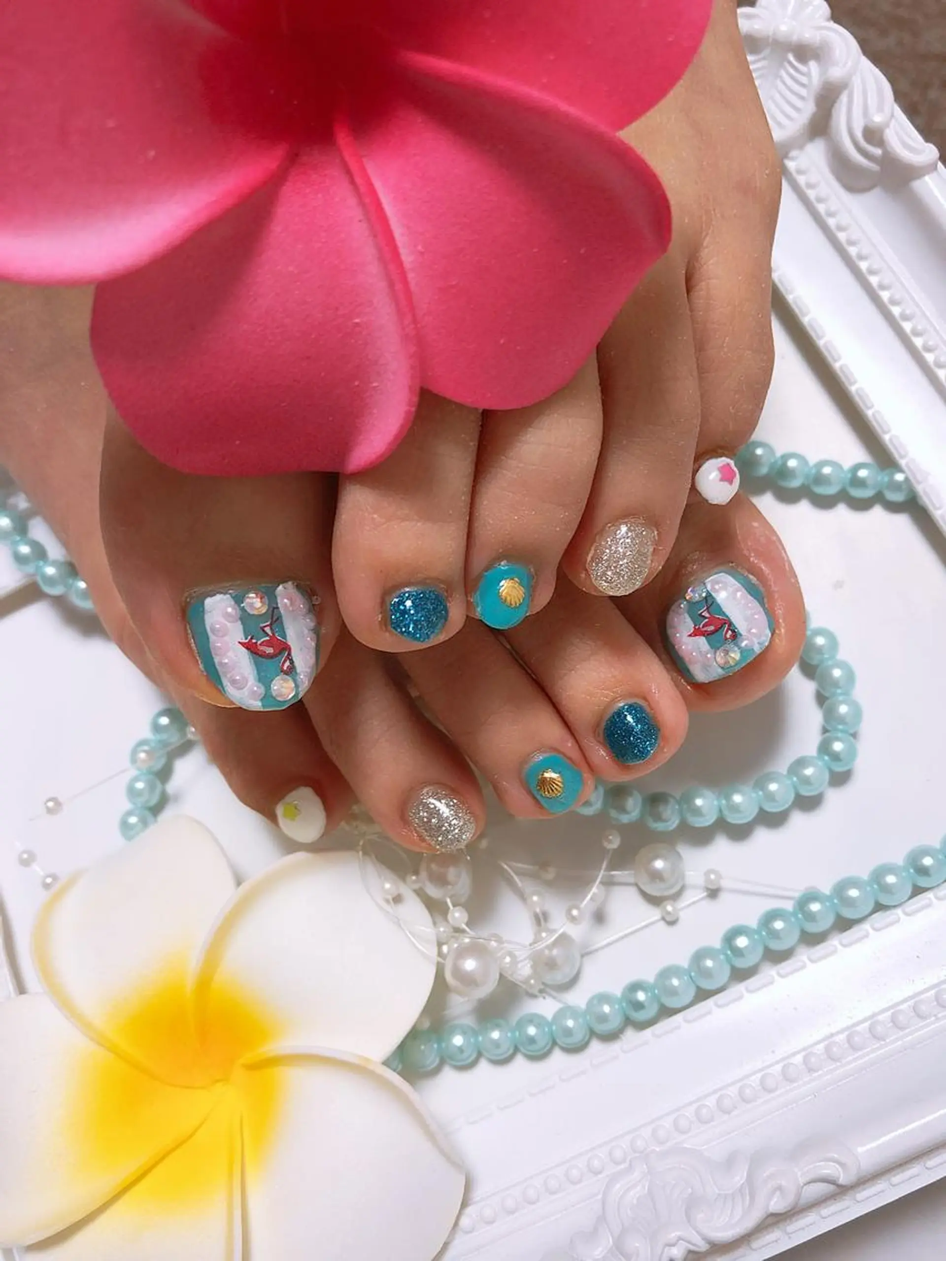 ミディアム ネイル ピンク Uchida meのネイルデザイン