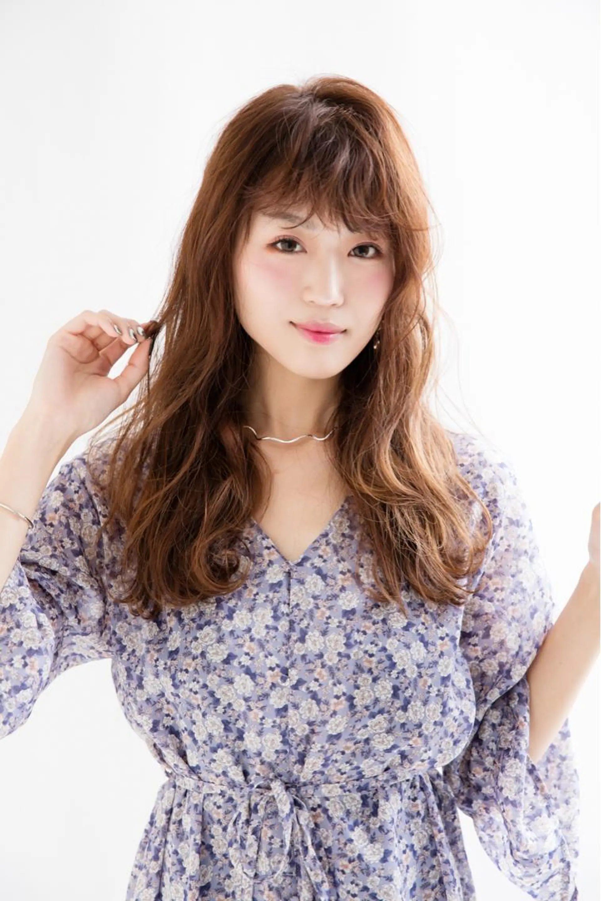 セミロング パーマ カット ヘアカラー パーマ トリートメント レーブ大宮所属・すきバサミを使わない カット✨高橋廉のヘアスタイル