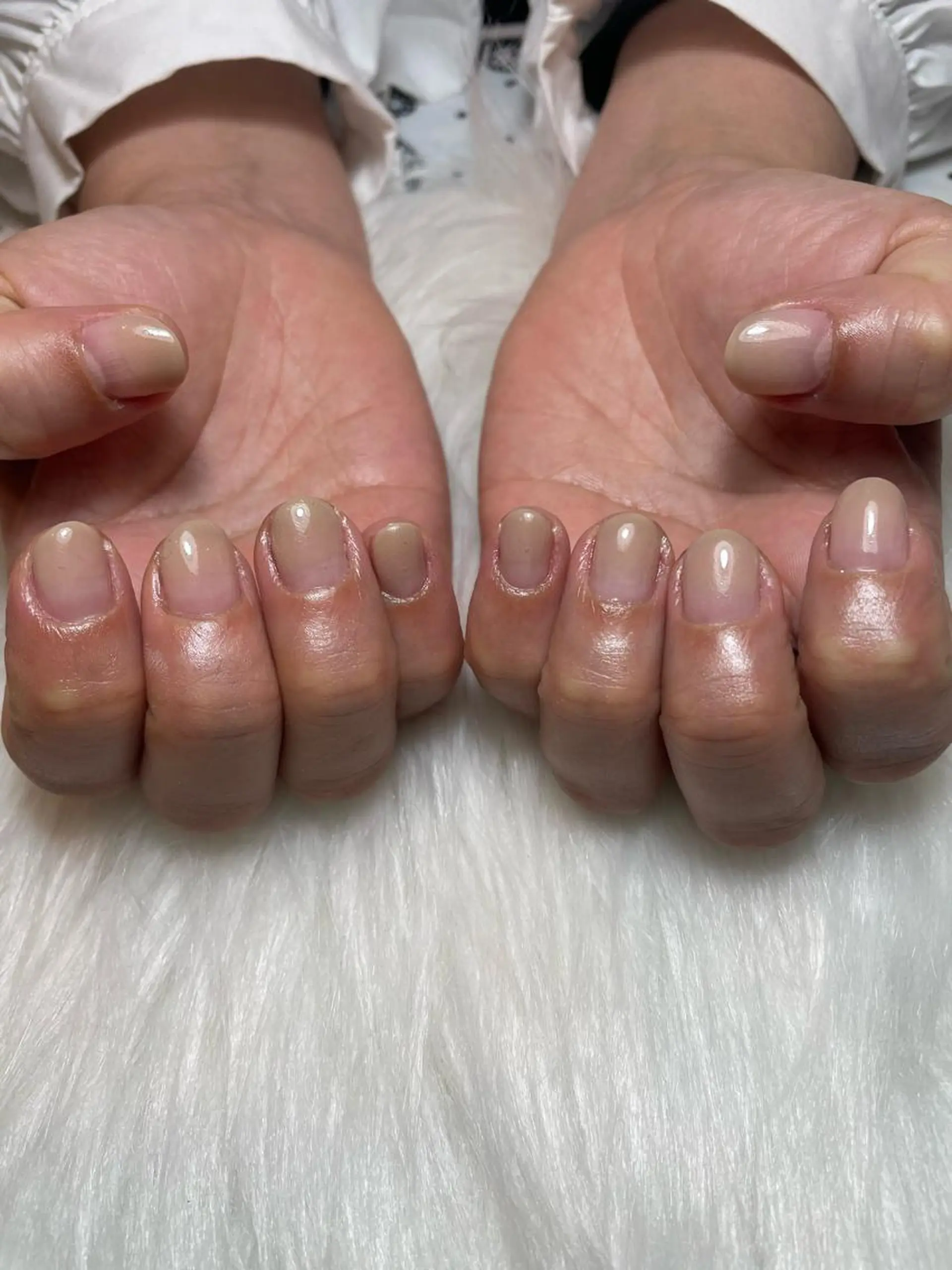 ネイル グラデーション 大袋駅東口徒歩2分 alivioのネイルデザイン