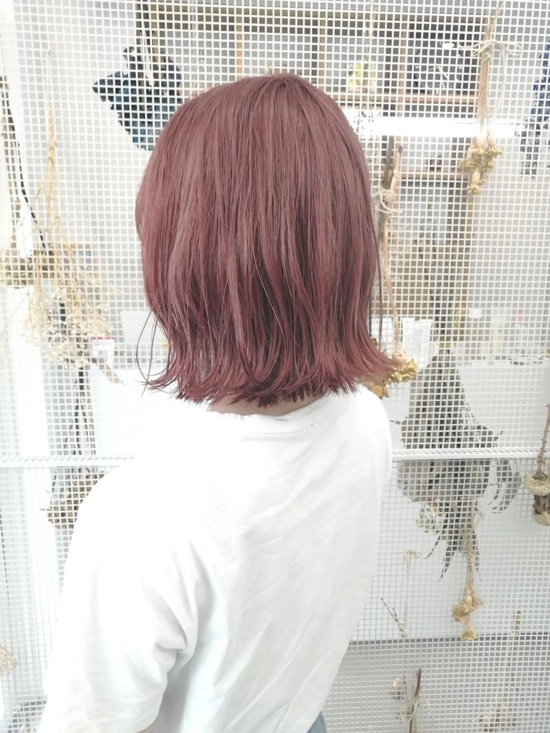 ショート カラー アッシュ 透明感カラー ピンクカラー ピンクアッシュ Rune shimizu所属・Rune 横田 椿のヘアスタイル