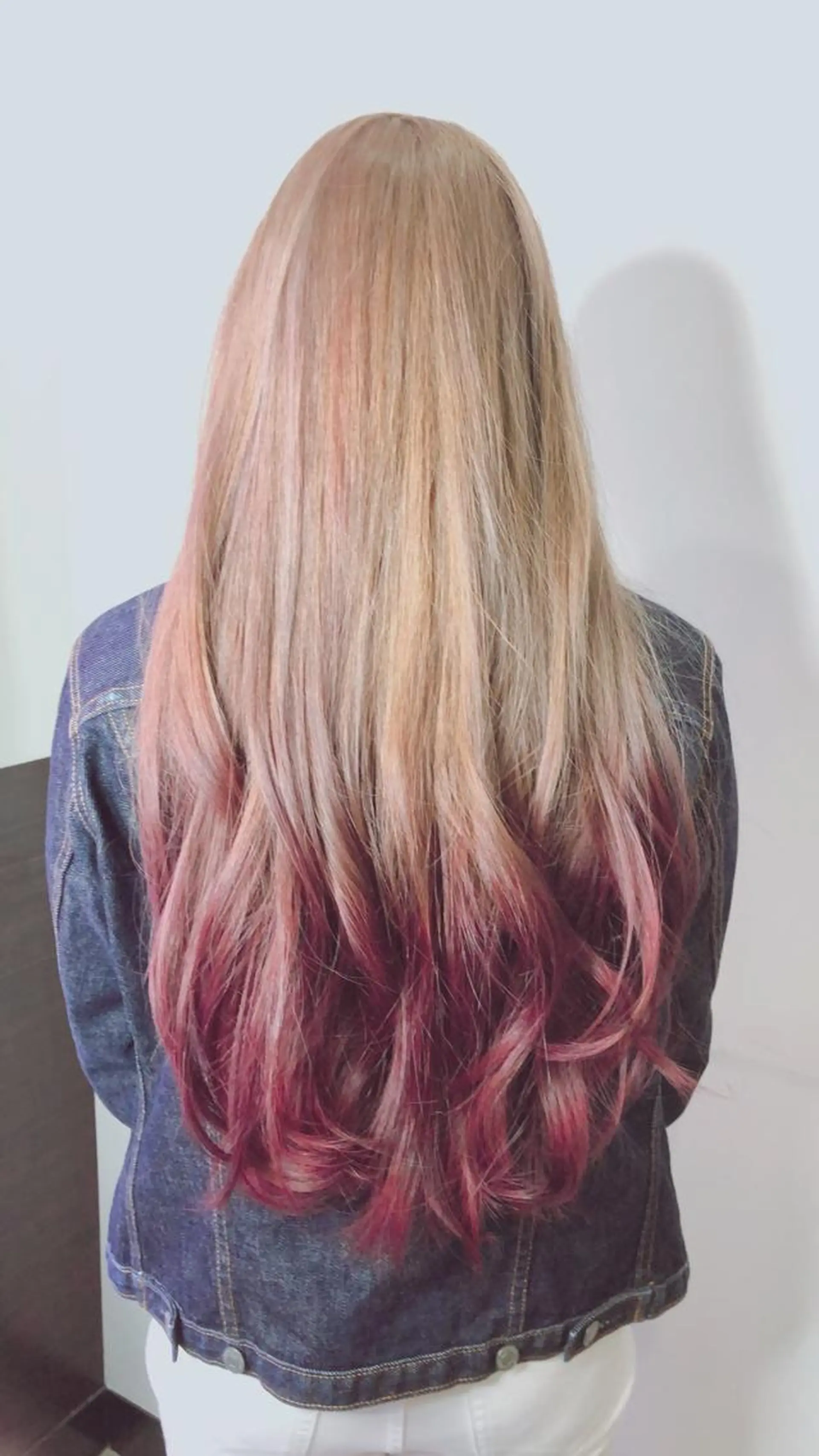 ロング カラー 🧸プルエクステ❤︎ ネイルKAO🧸のヘアスタイル