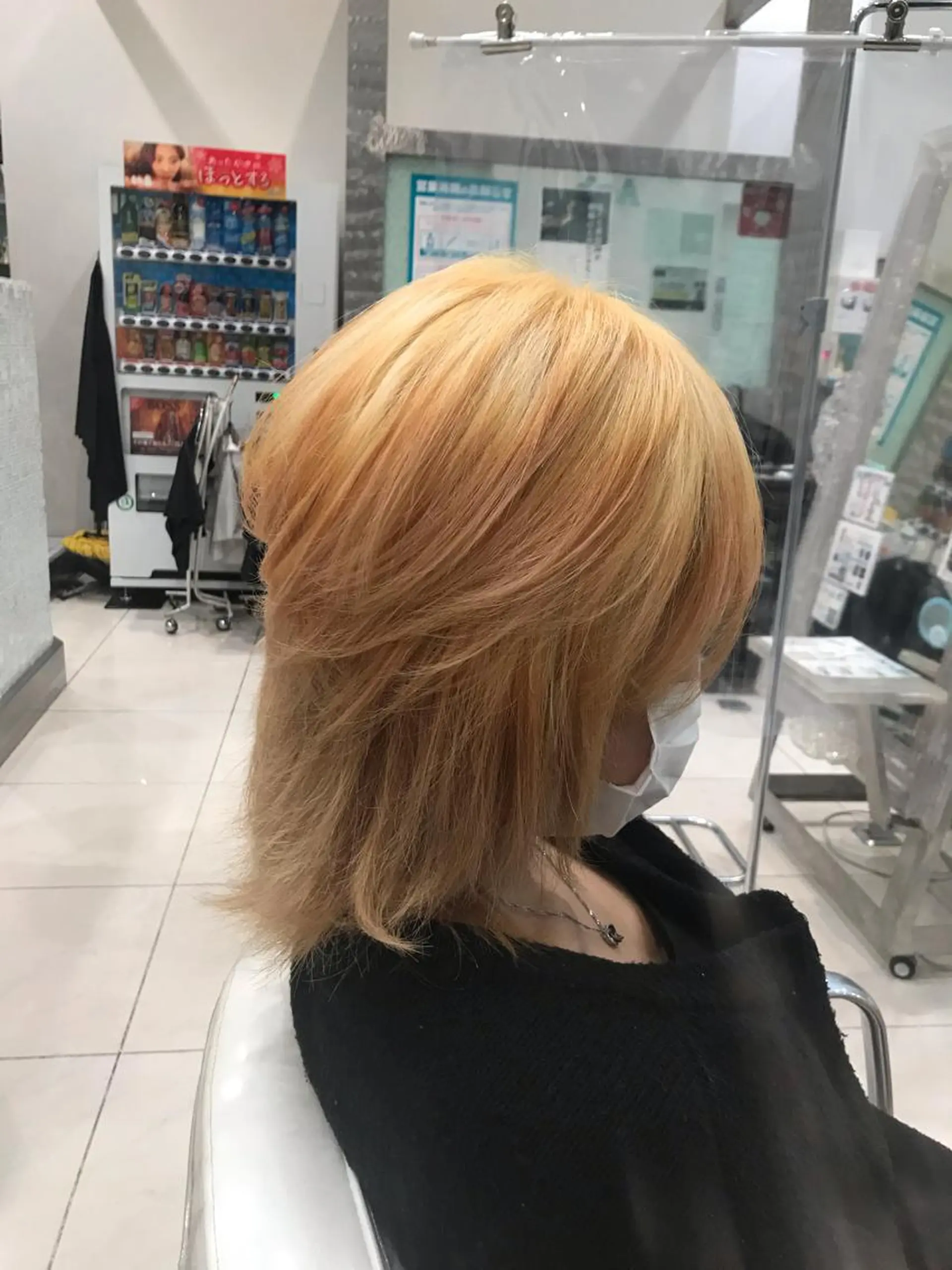 ミディアム カラー メンズスタイリスト 真栄平有希のヘアスタイル