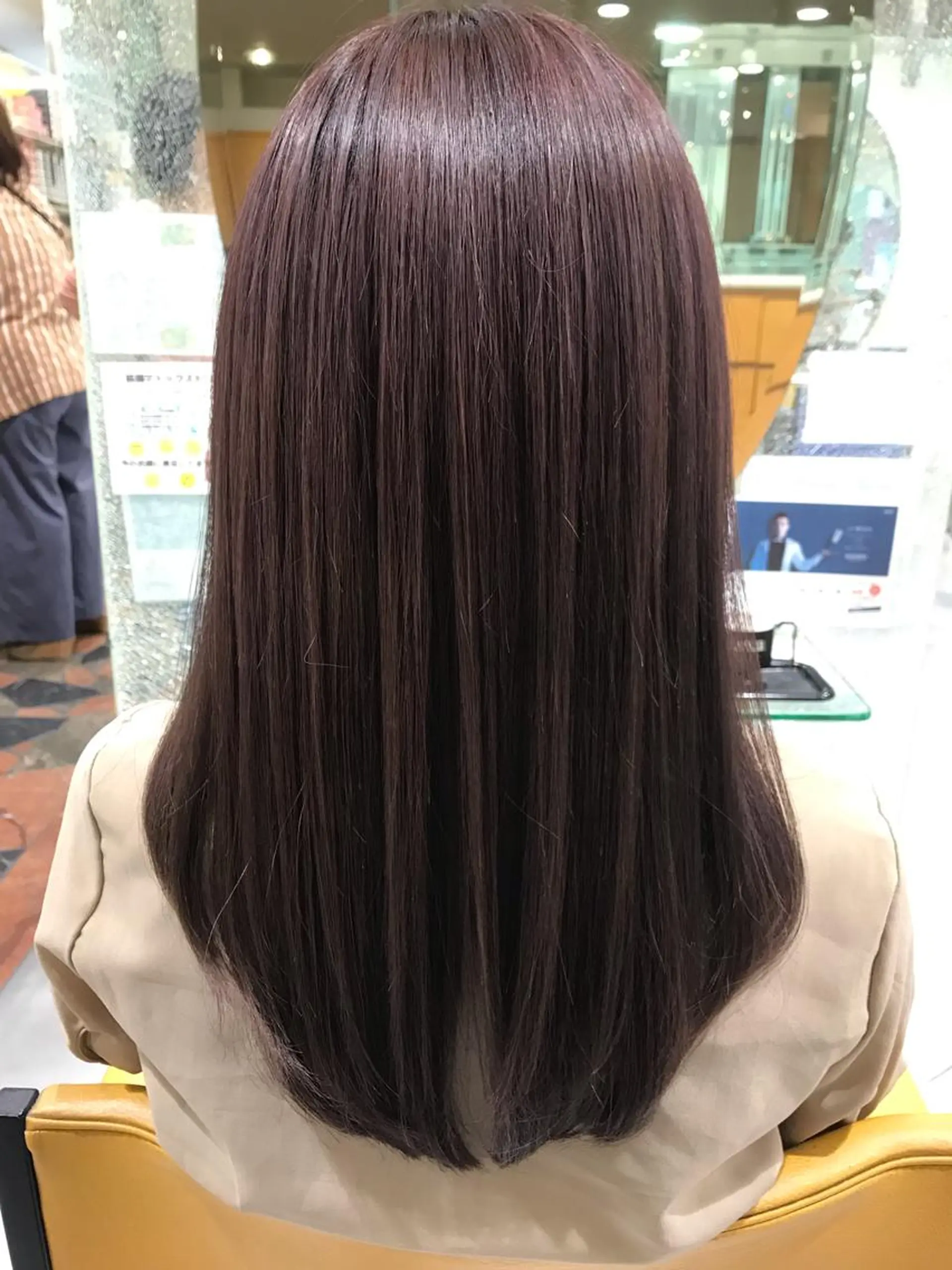 ロング 三田 豪のヘアスタイル
