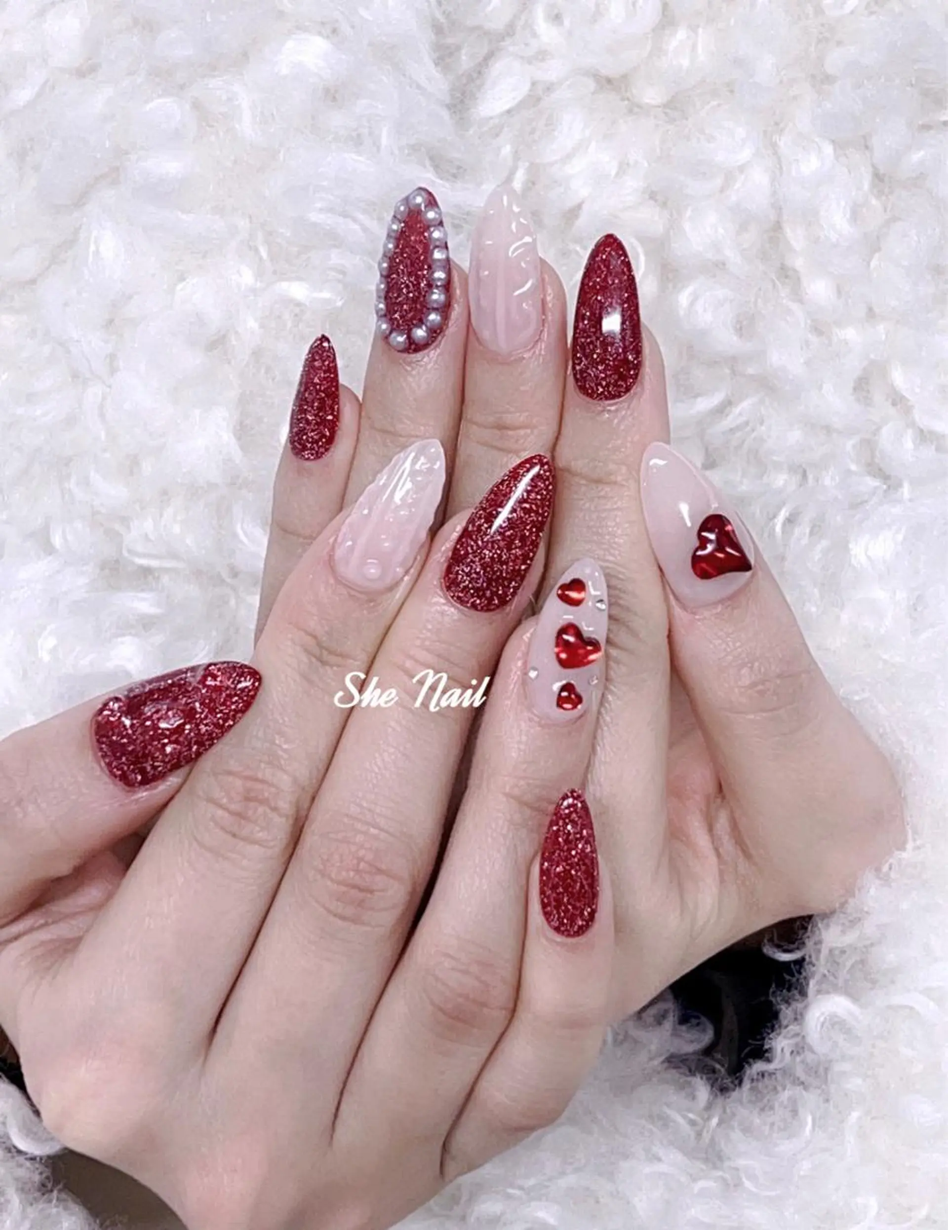 ネイル 長さ出し 持ち込み ネイルチップ 冬ネイル クリスマス ハンドネイル She   Nail所属・ISA_ BELLAのネイルデザイン