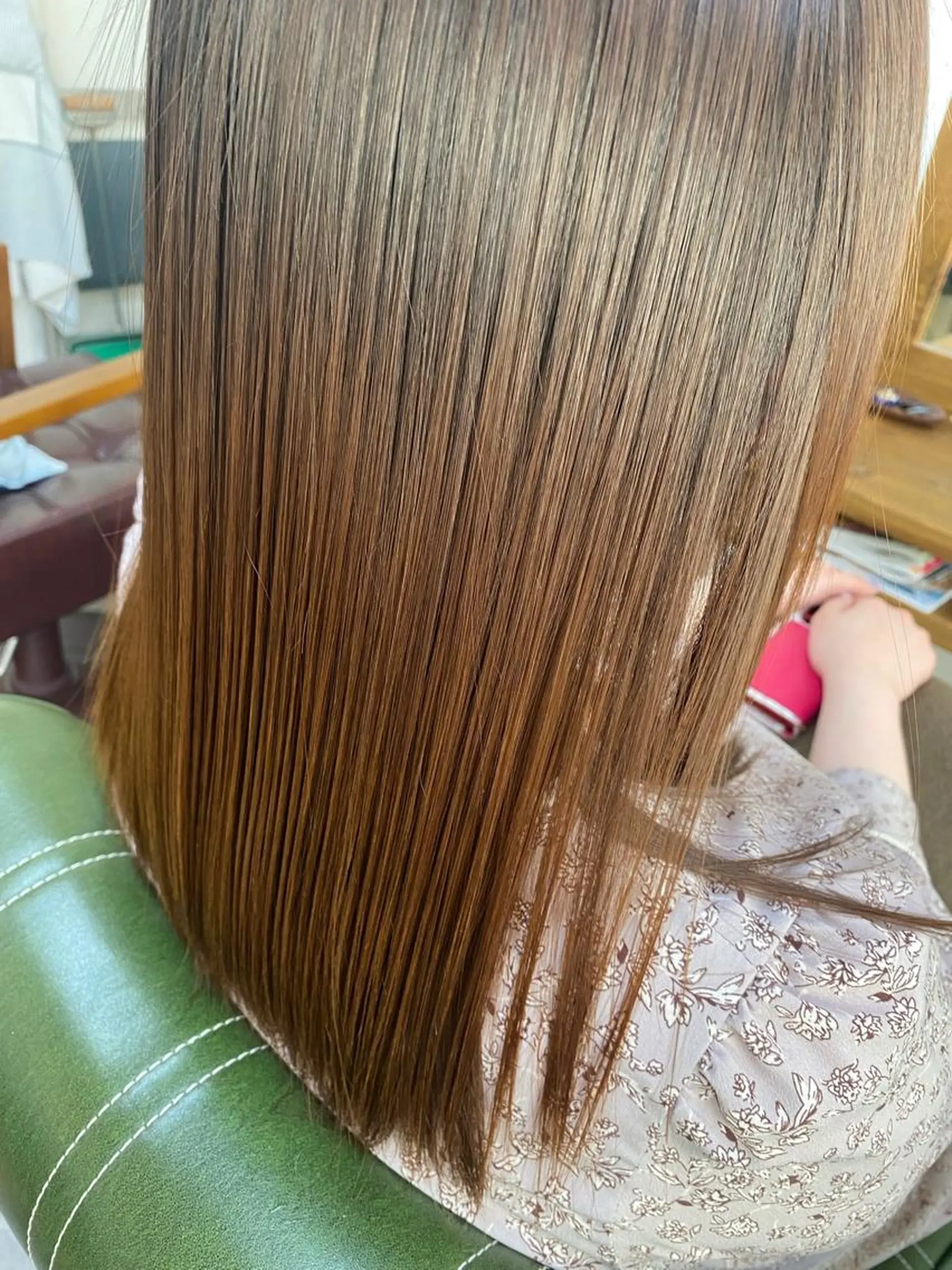 セミロング 髪質改善 縮毛矯正 トリートメント ヘアカラー トリートメント 永沼 真依のヘアスタイル