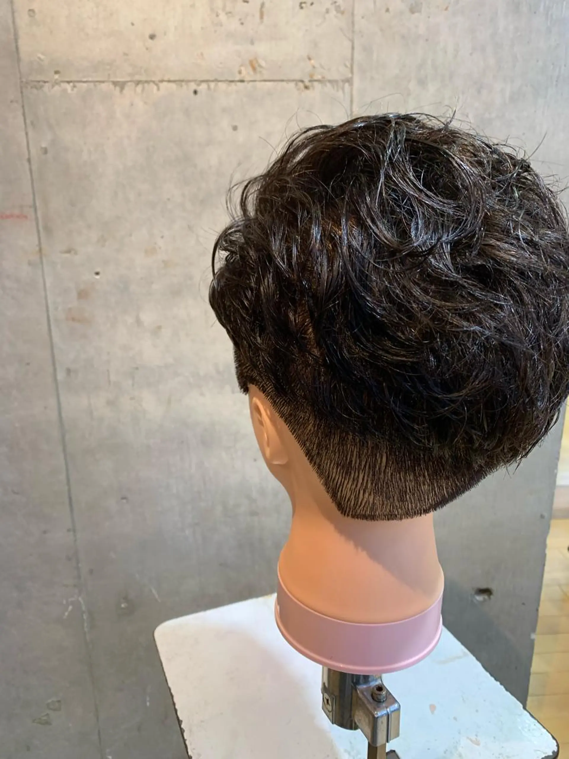 パーマ メンズ メンズパーマ 刈り上げ イシダ /レイヤーカット募集のヘアスタイル