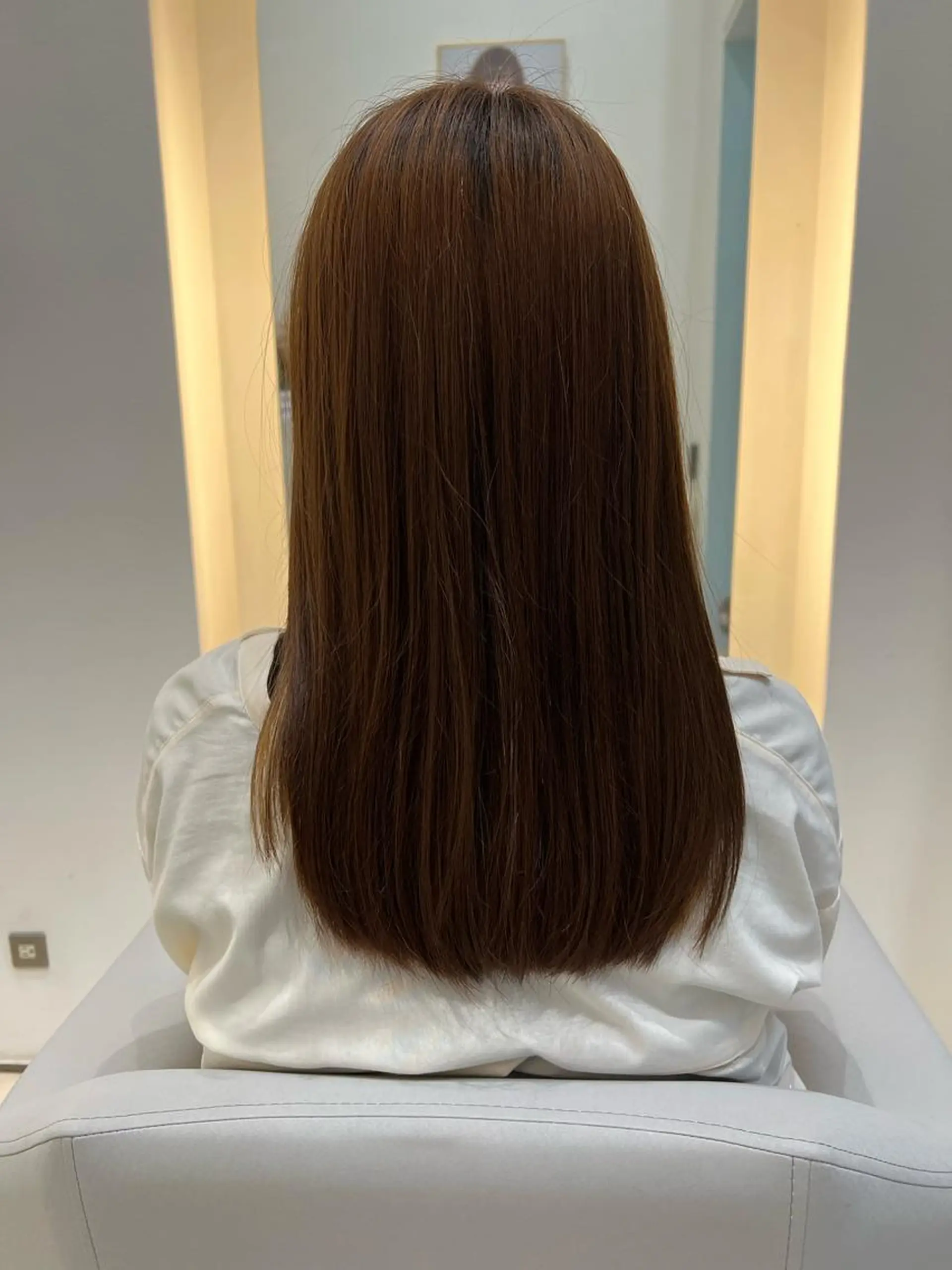 セミロング カラー パーマ ヘアアレンジ キッズ ネイル マツエク・マツパ アイブロウ 眉カラー ストレートパーマ 堀井 凌平のヘアスタイル