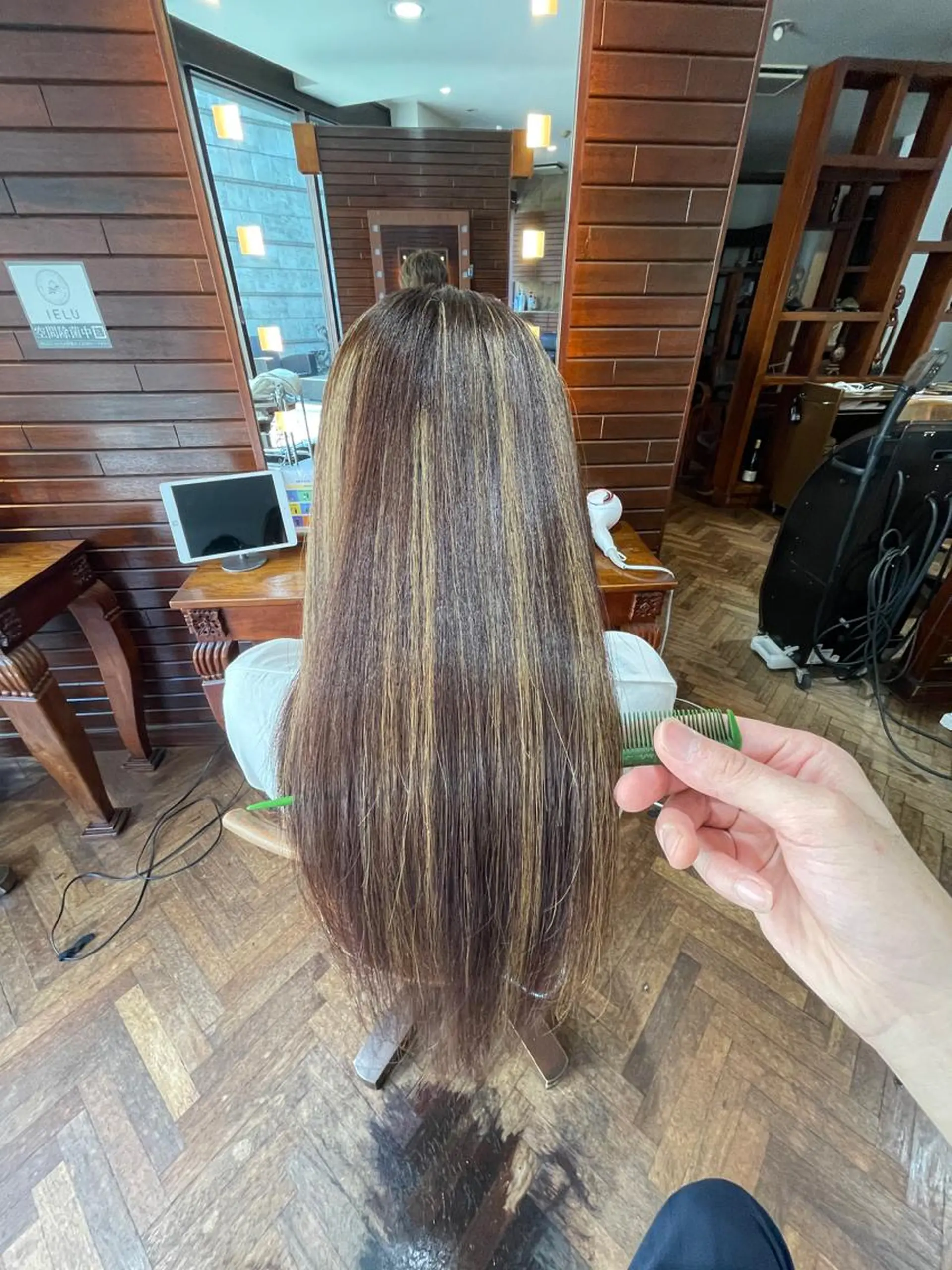 ロング stylist YUTOのヘアスタイル