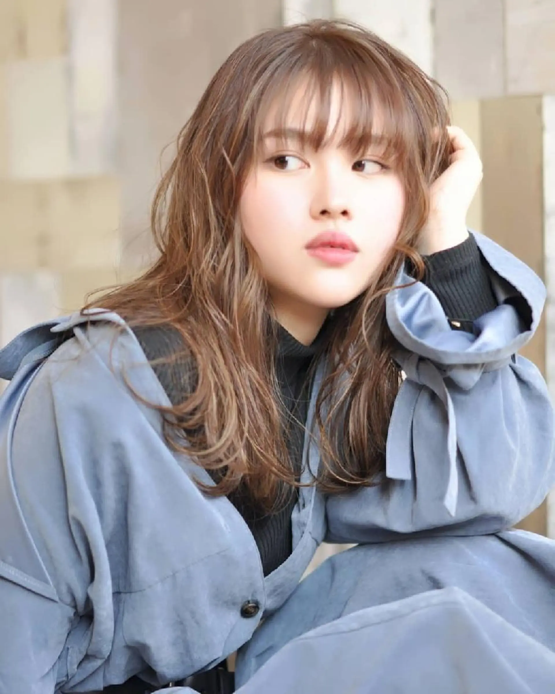 セミロング カラー 透明感カラー Aile所属・酸性ストレート／カラ ー/山下高明のヘアスタイル