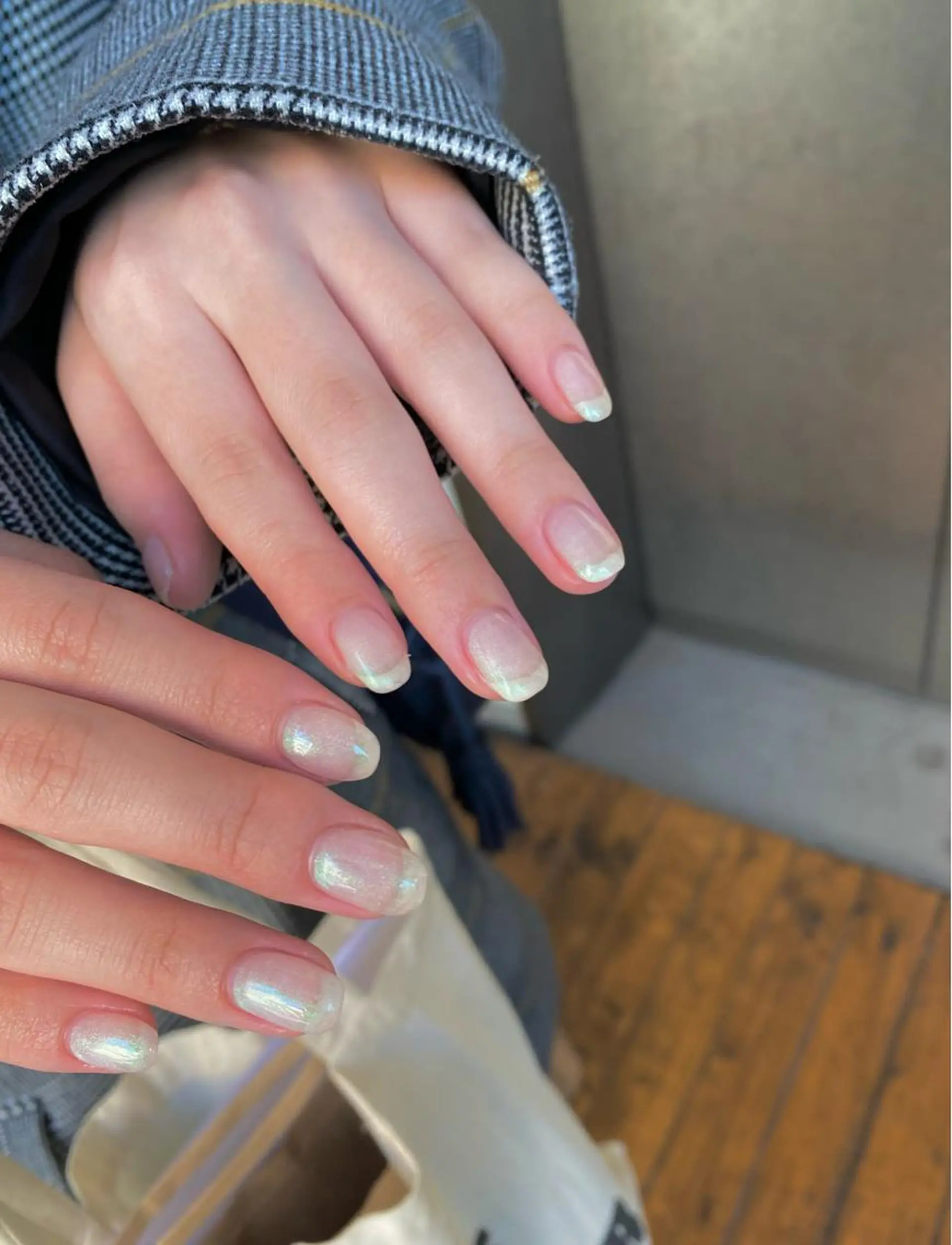 ネイル オーロラネイル グリーン 春ネイル ハンドネイル yuminail所属・錦糸町 yuminailのネイルデザイン