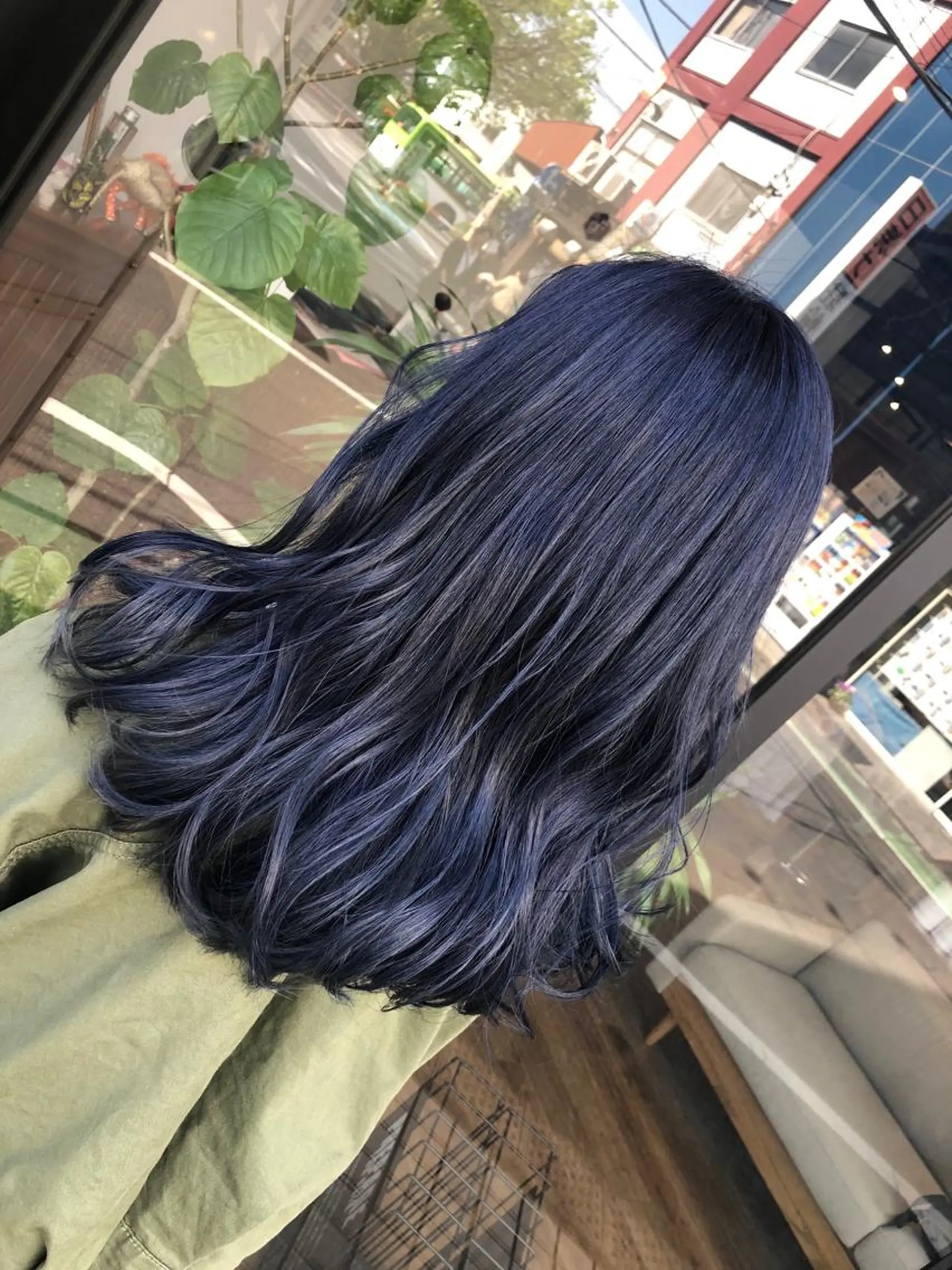 ロング ヘアカラー あらい なつみのヘアスタイル