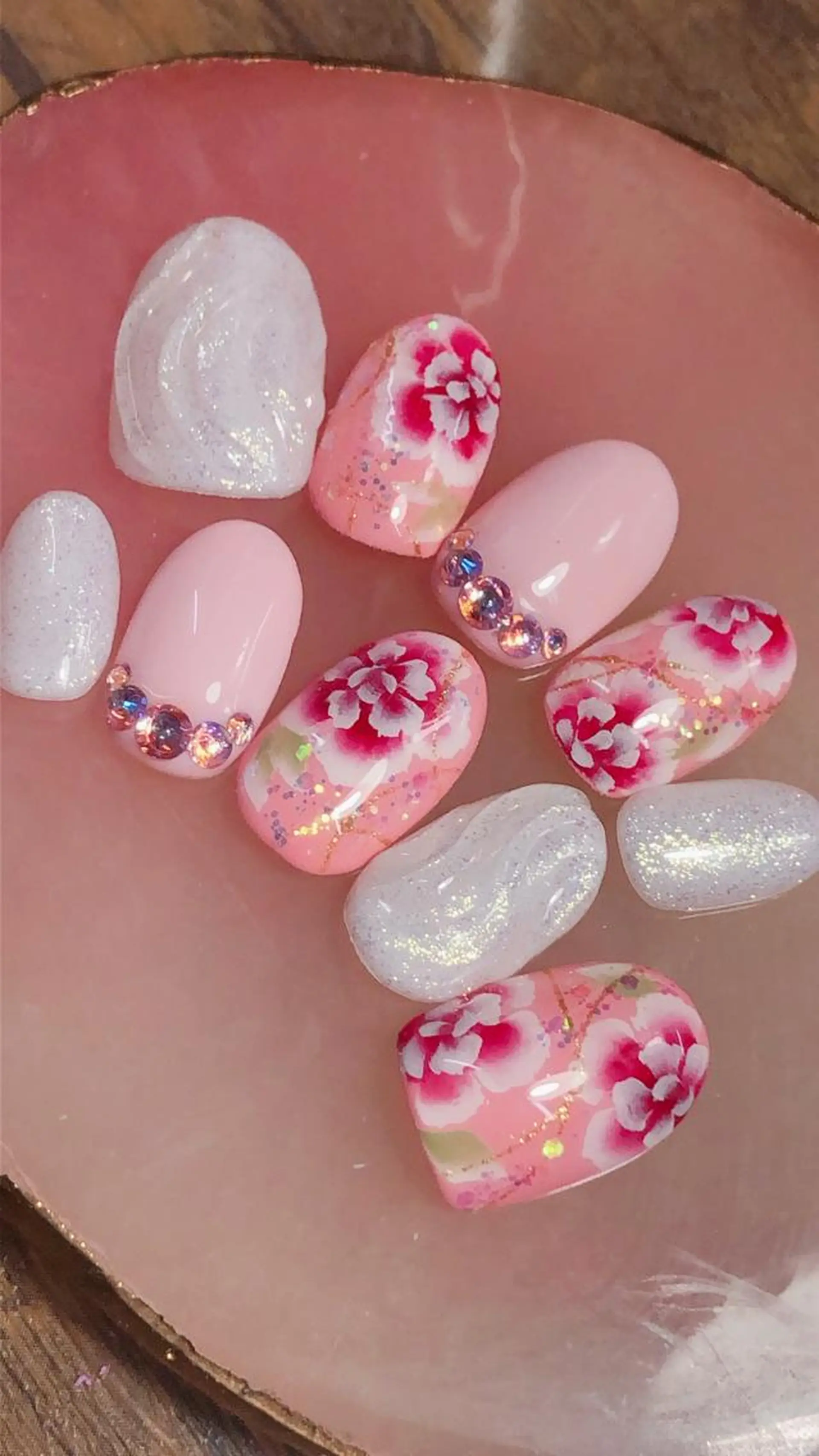 ネイル アートネイル ネイルチップ Regulus 西川のネイルデザイン