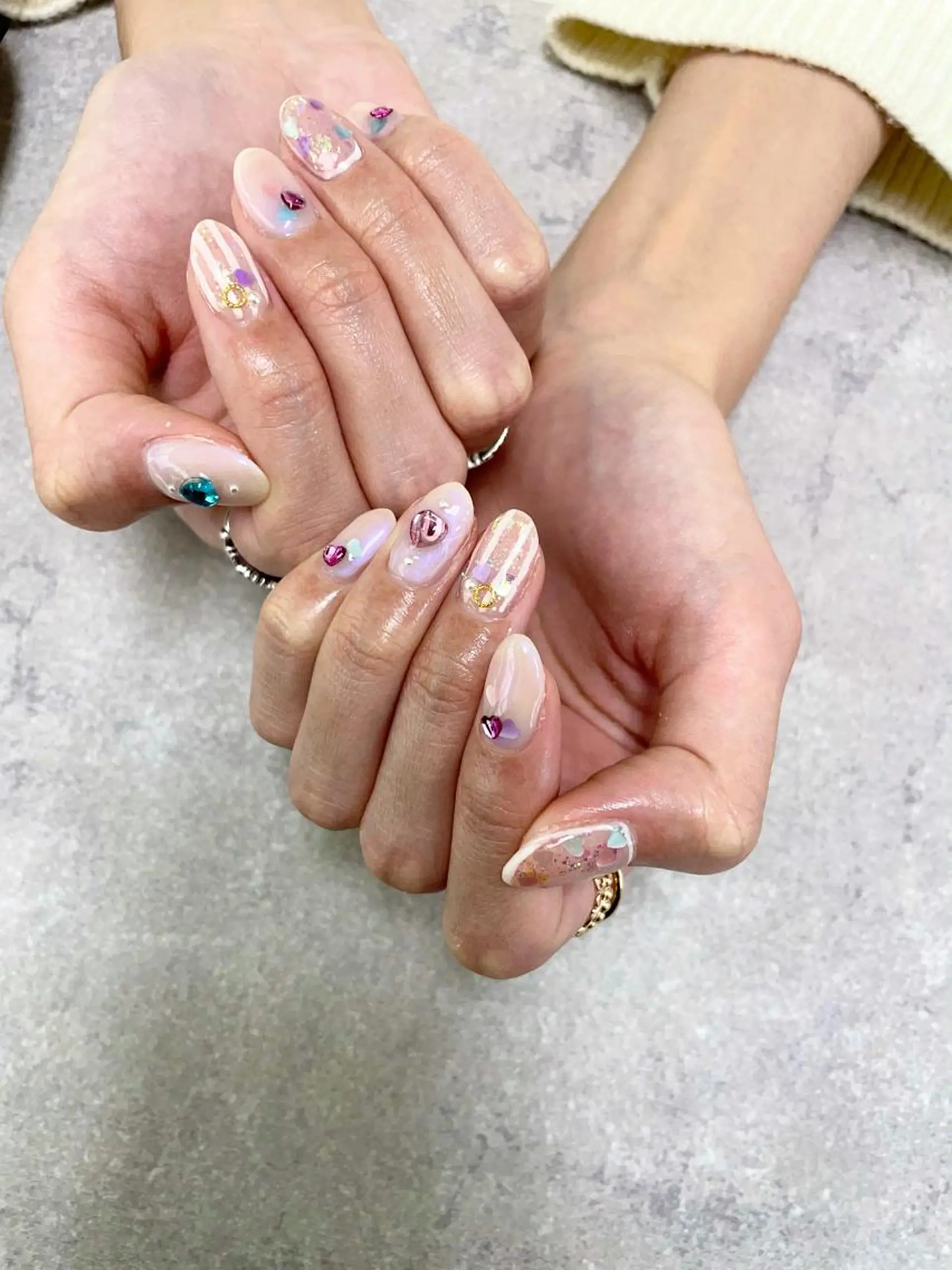 ネイル オーロラネイル ハート ストーンネイル バレンタイン FASTNAIL PLUS 新宿店のネイルデザイン