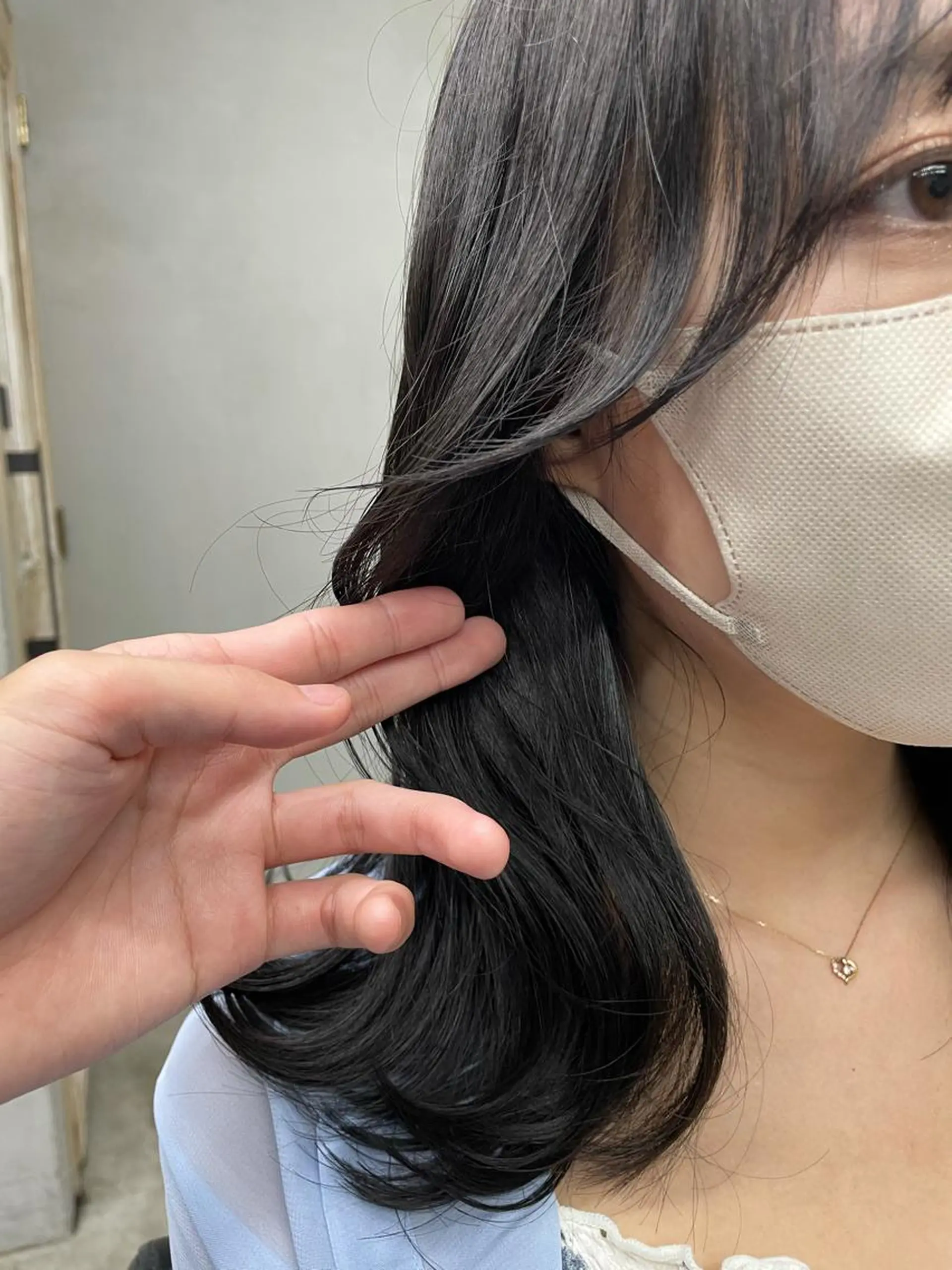 ミディアム ヘアカラー トリートメント ヘアセット 新宿/韓国ヘア/ 髪質改善ストレートのヘアスタイル