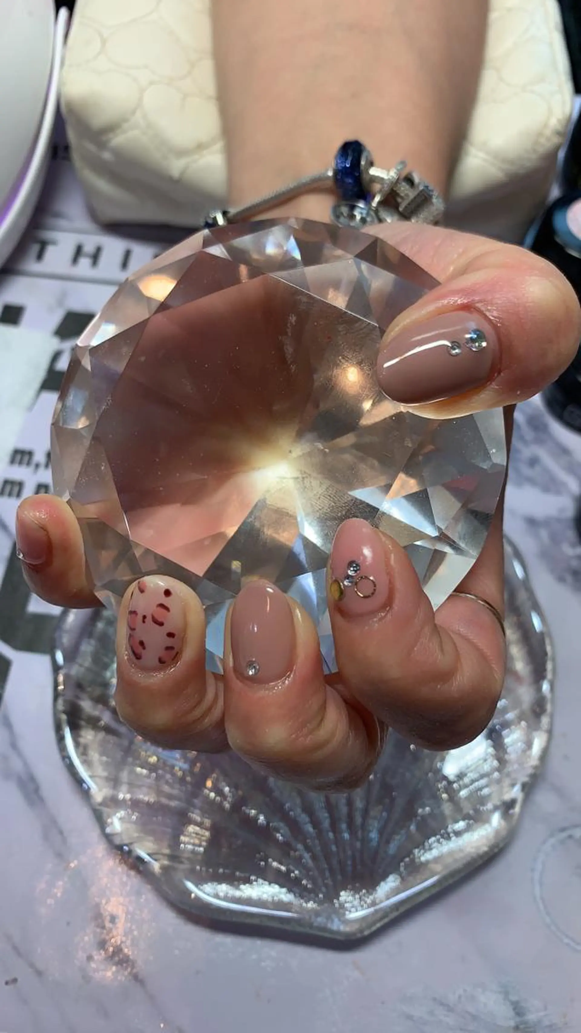 ネイル Guarendo(ガレンドゥ)錦糸町店所属・Gurando 錦糸町店のネイルデザイン