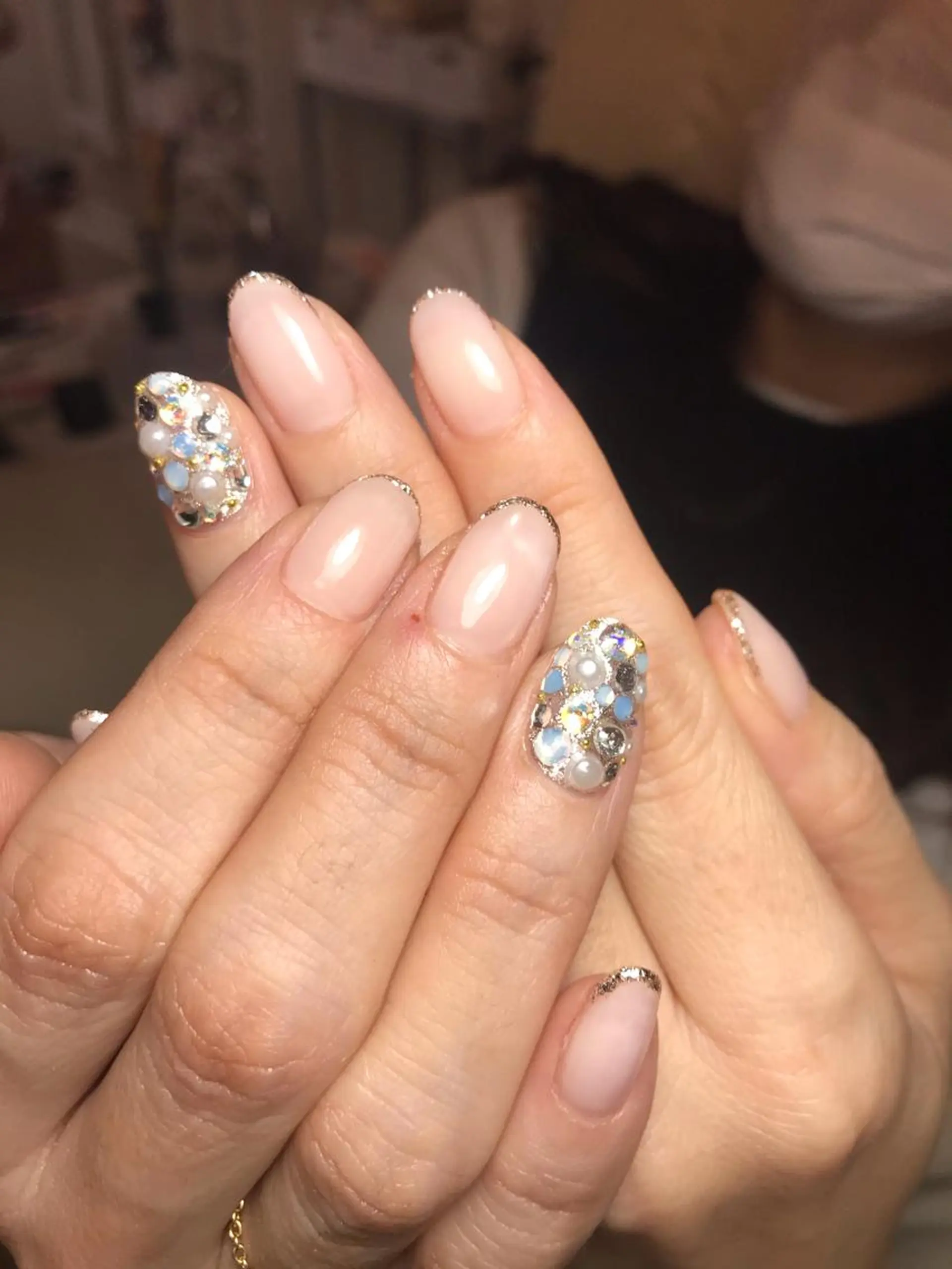 ネイル ストーンネイル nail salon ily 武蔵新城のネイルデザイン