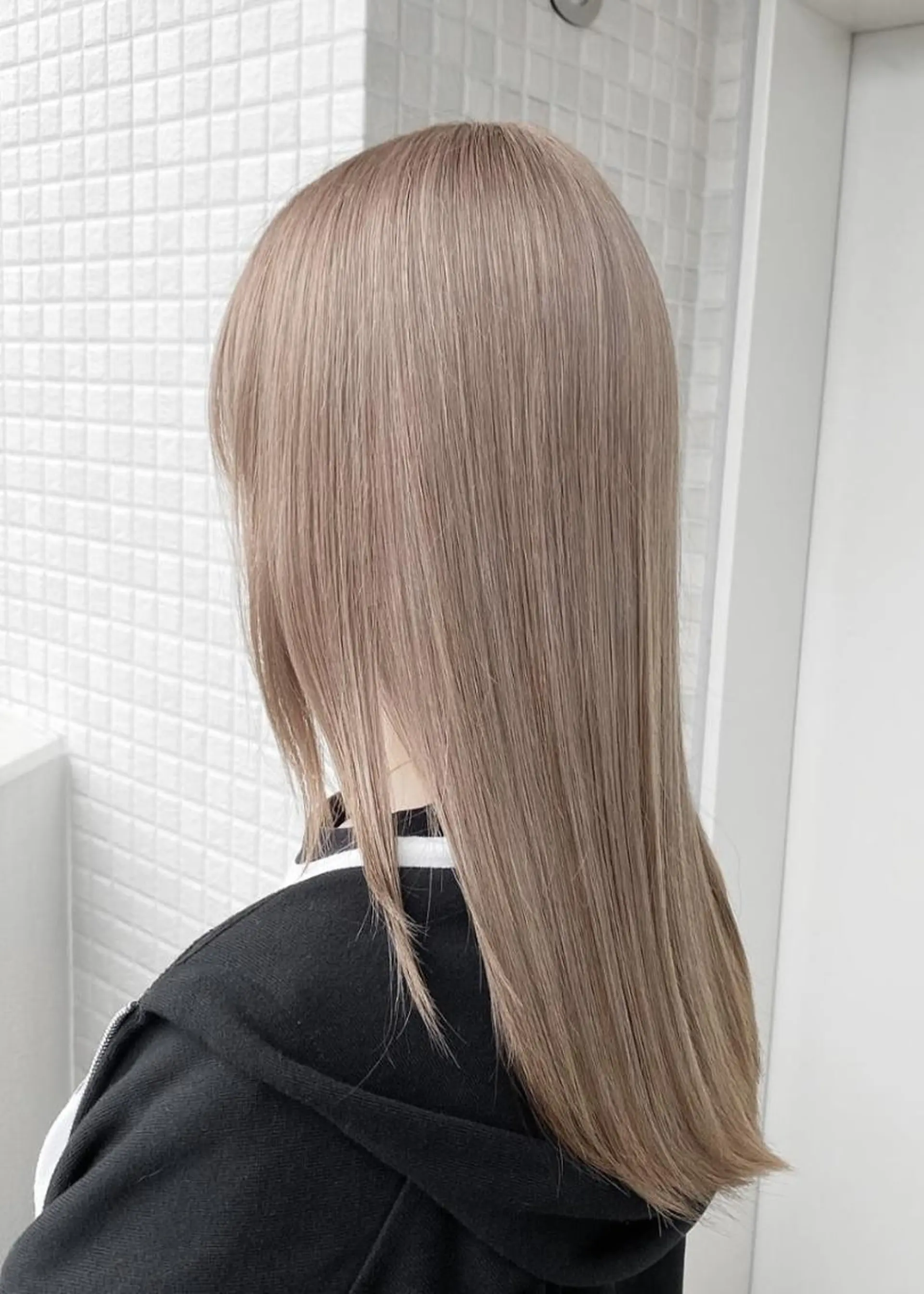 セミロング カラー ✨【公式】 juhl.横浜✨のヘアスタイル