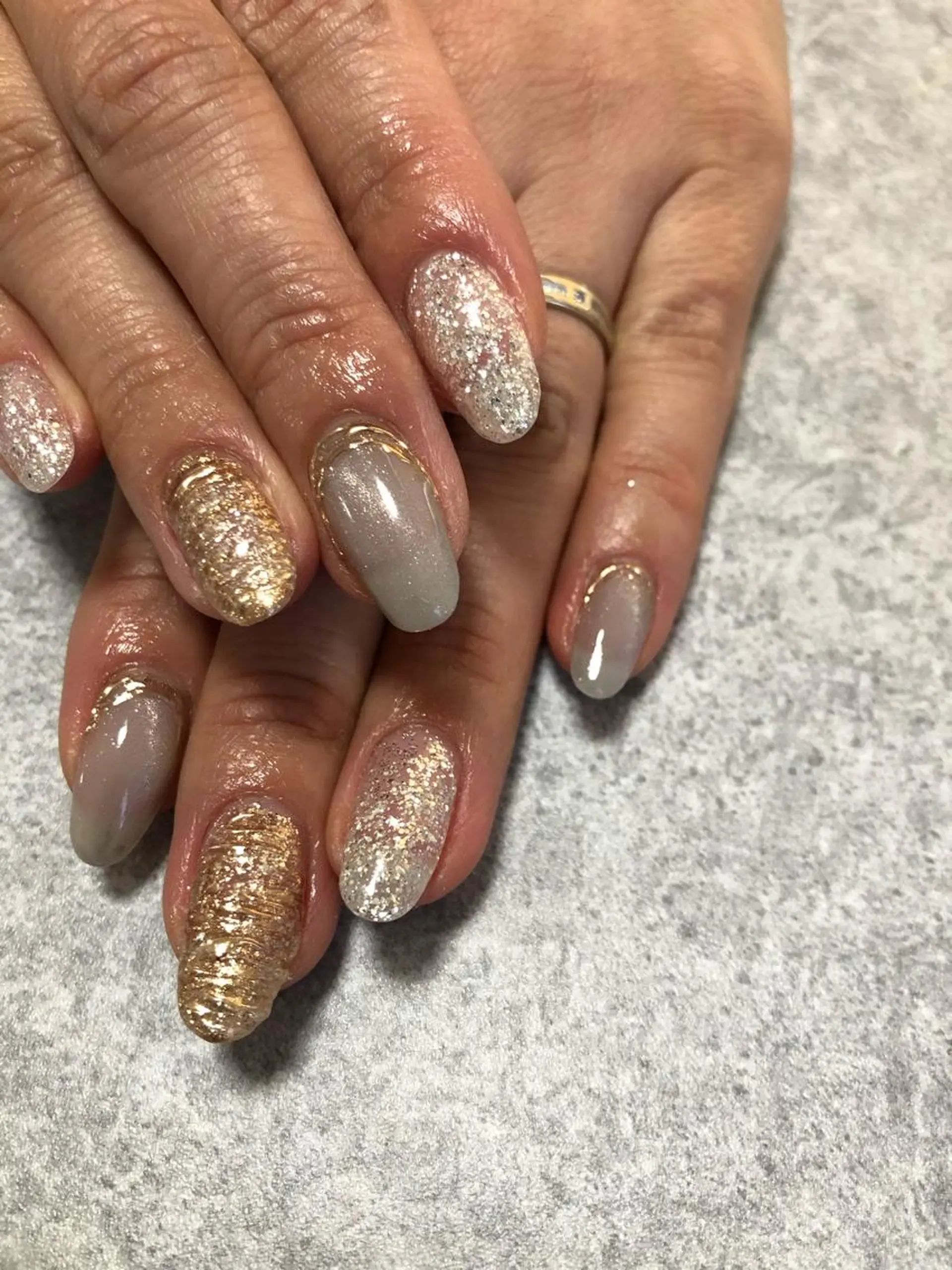 ネイル ハンドネイル 吉永 佑香のネイルデザイン