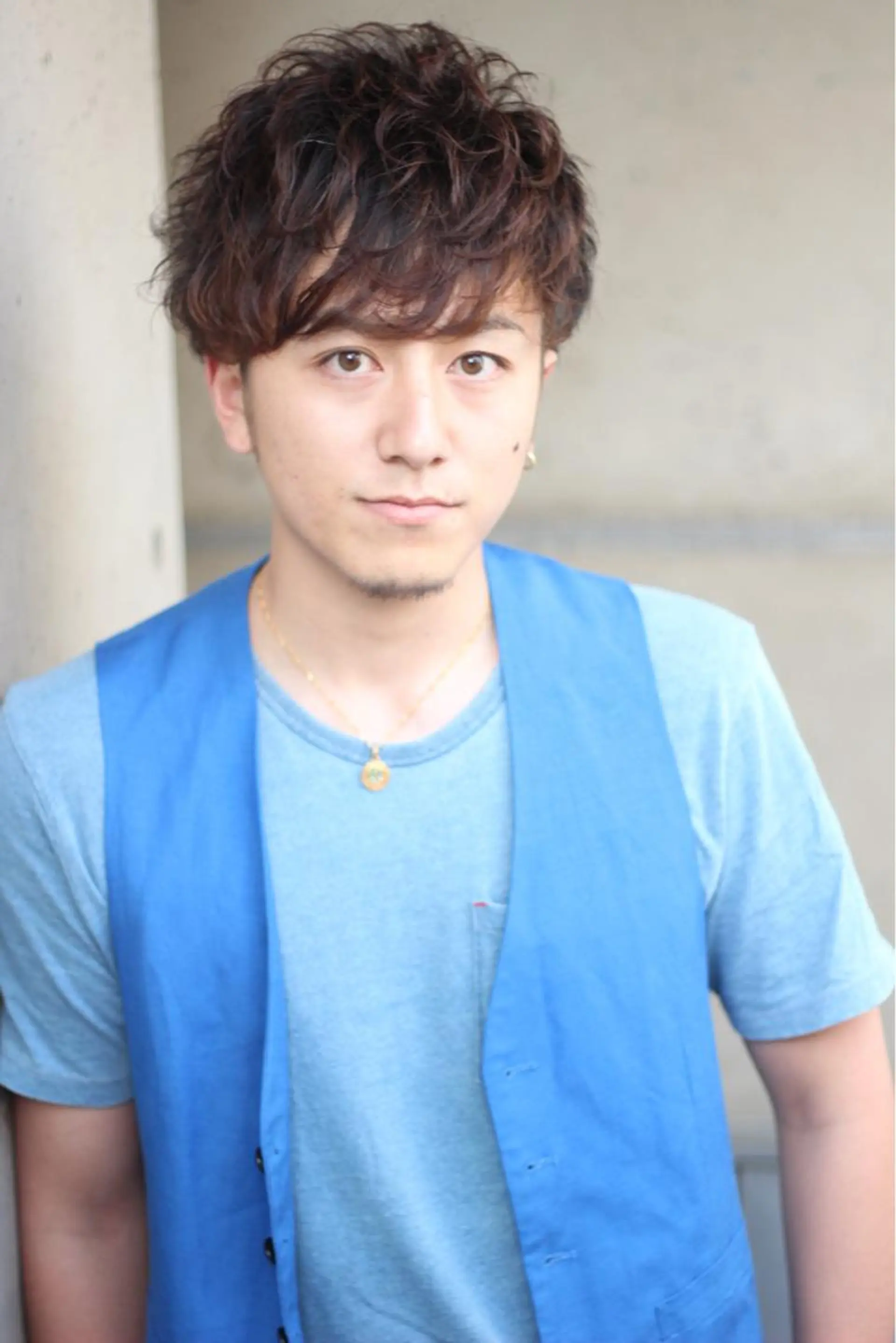 ミディアム カラー パーマ メンズ ミディアムパーマ メンズパーマ 成松 勇治のヘアスタイル