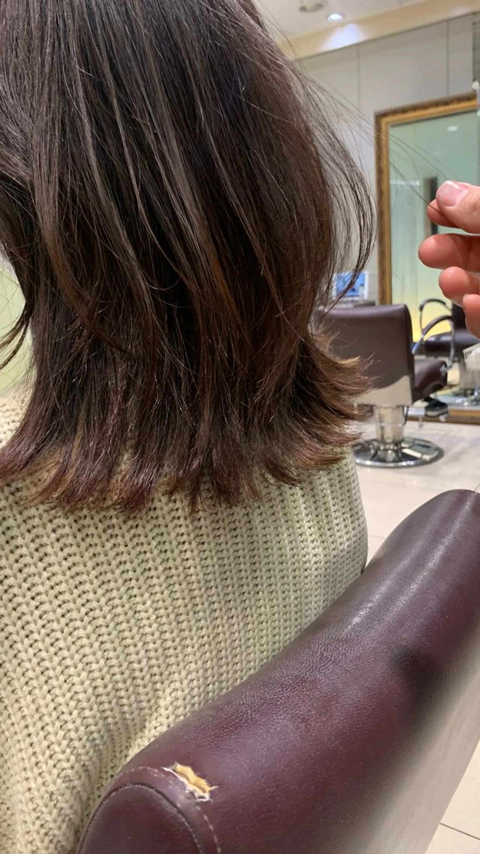 ミディアム くびれヘア タンバルモリパーマ 礒井メンキのヘアスタイル