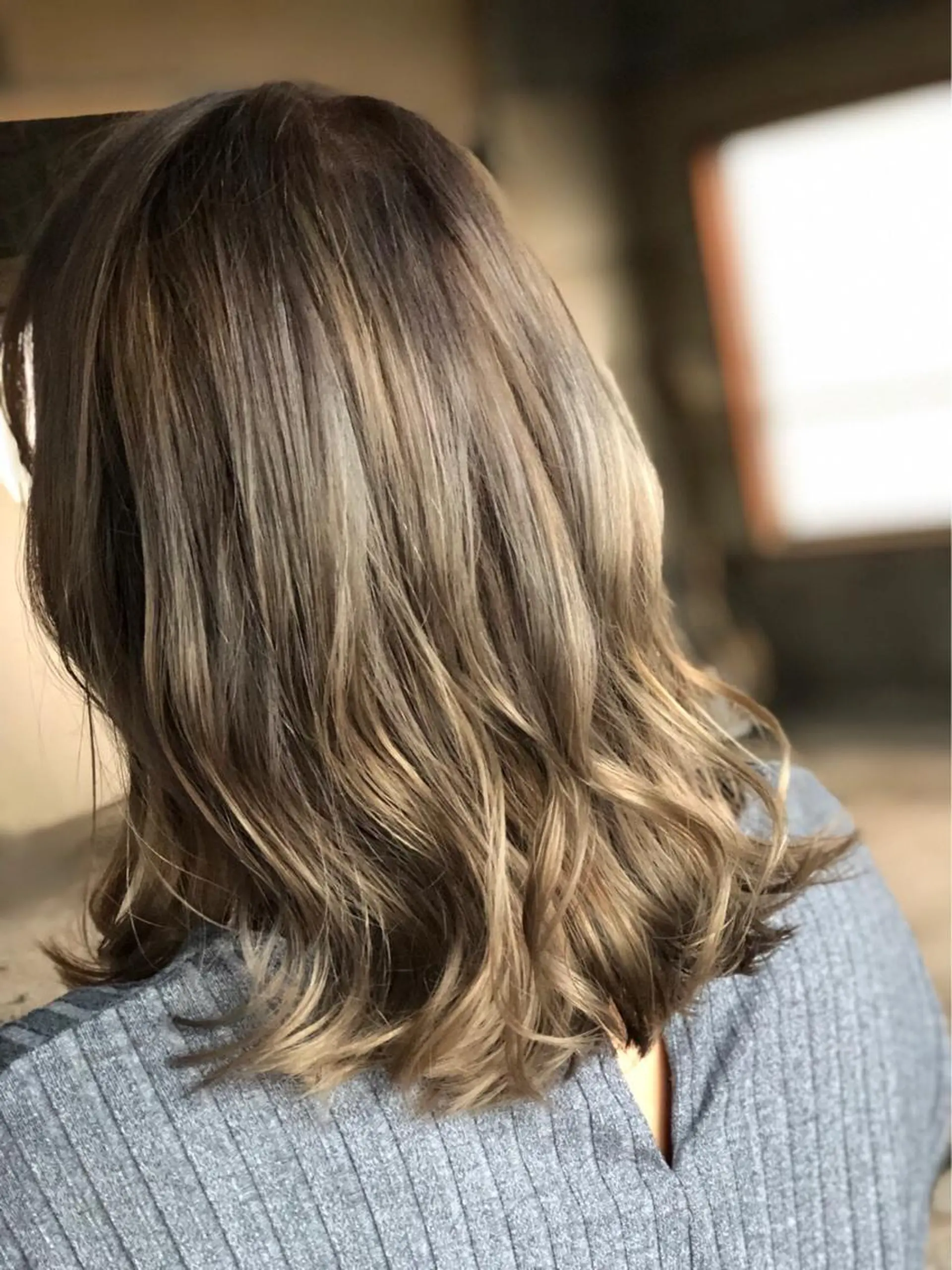 カラー OVER  SEAオーバーシー所属・森 陽子のマツエク・マツパデザイン