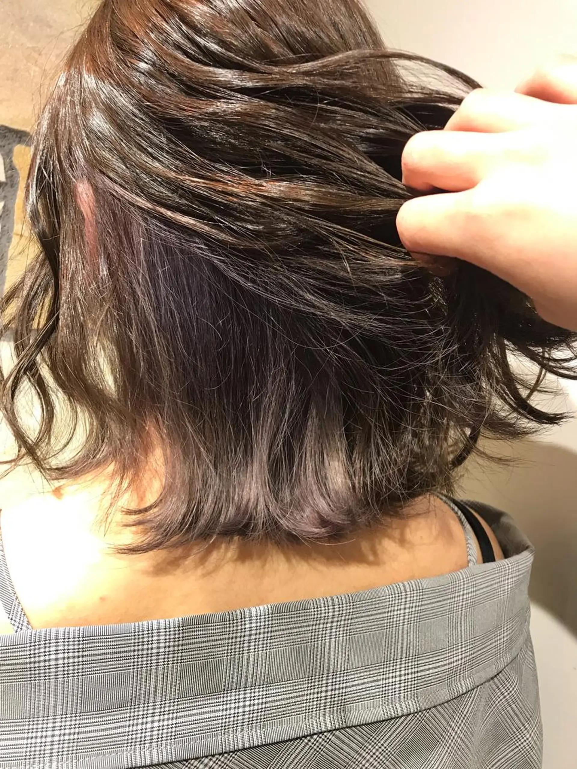 ショート カラー ブリーチ ラベンダーカラー ラベンダーグレー 髪質改善×矯正🫧 韓国ヘアasamiのヘアスタイル