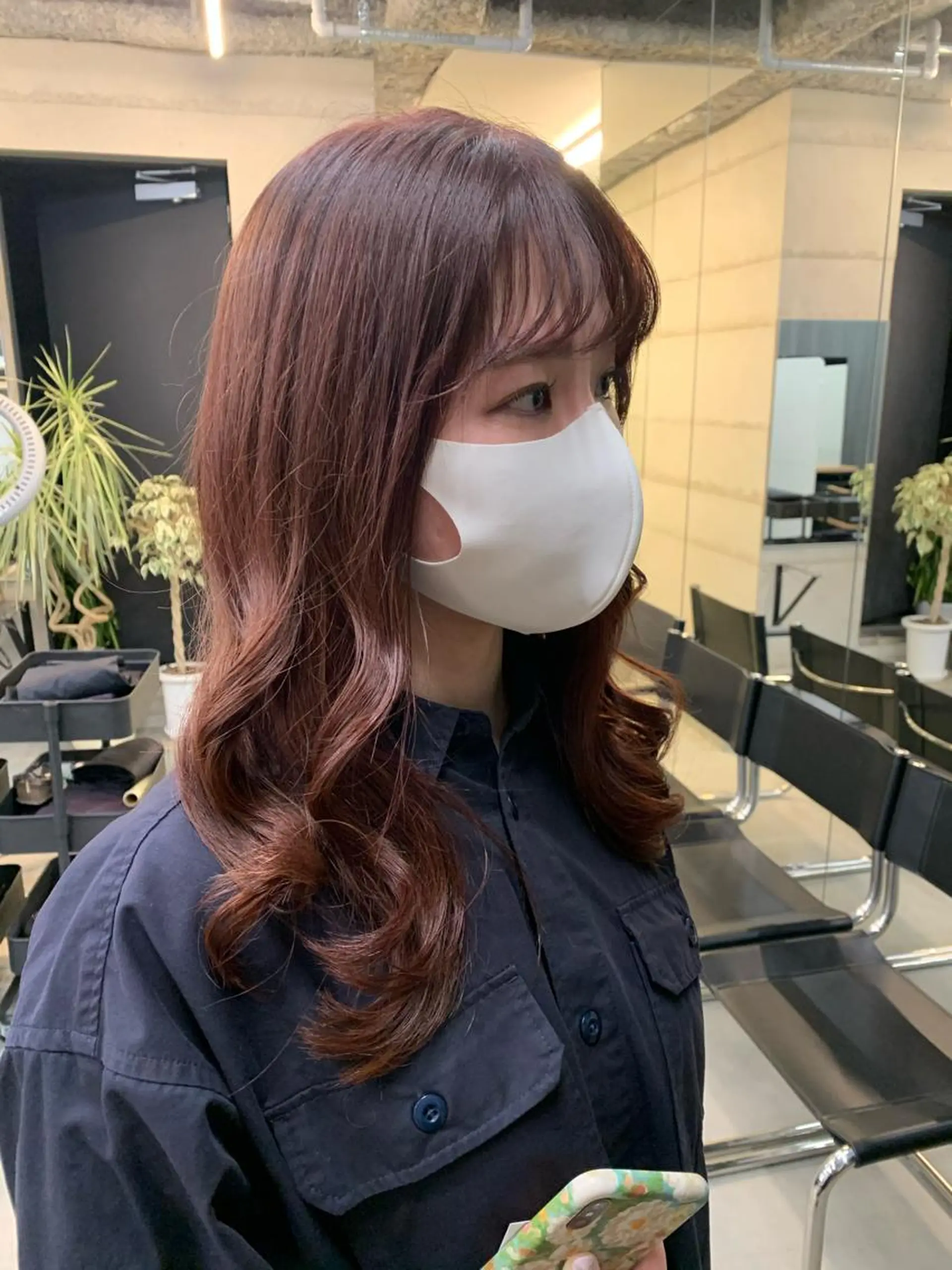 ミディアム カラー インナーカラー 髪質改善 レイヤーカット トリートメント 透明感/オリーブ/ グレージュ/YUKAのヘアスタイル