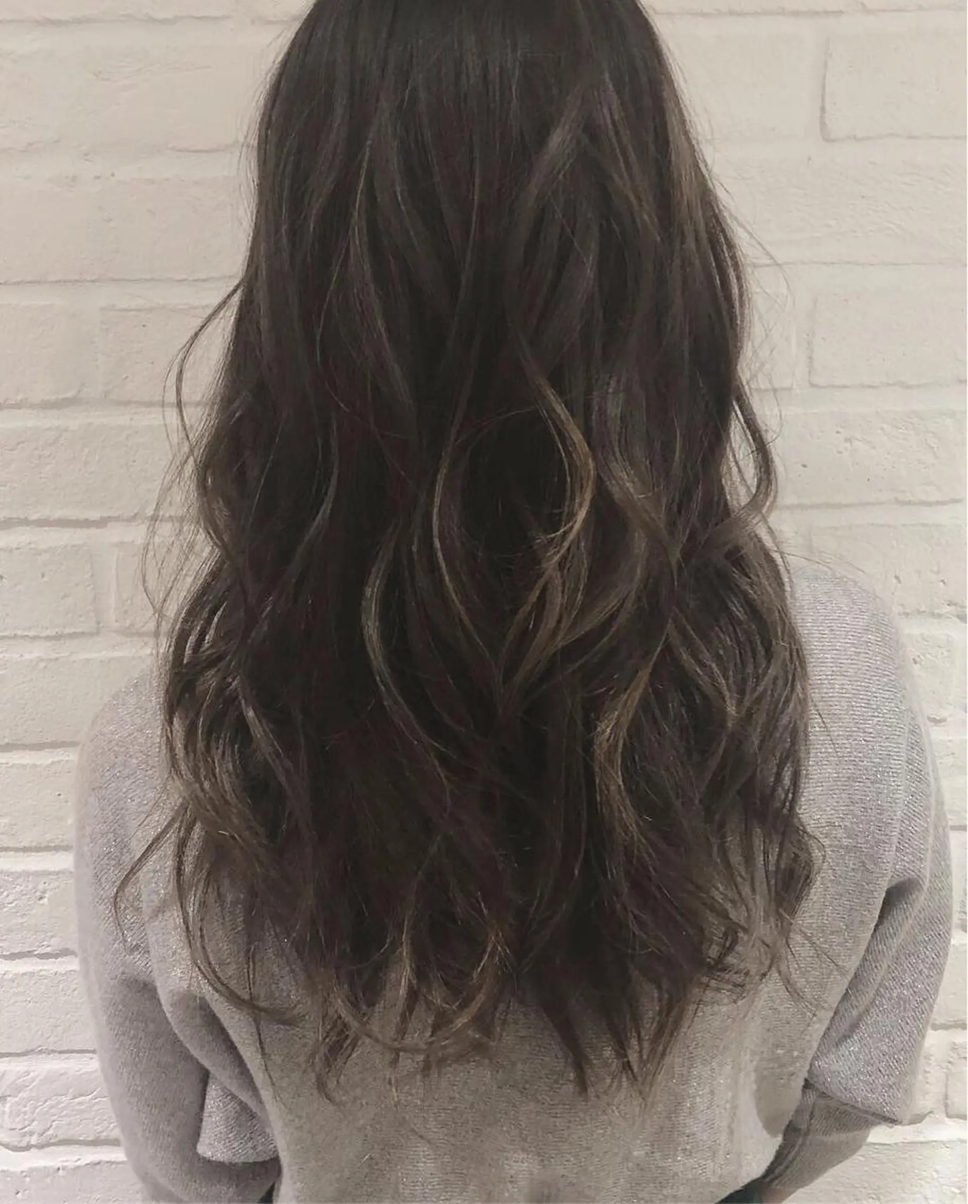 ロング ハイライト フジサキ ケンのヘアスタイル