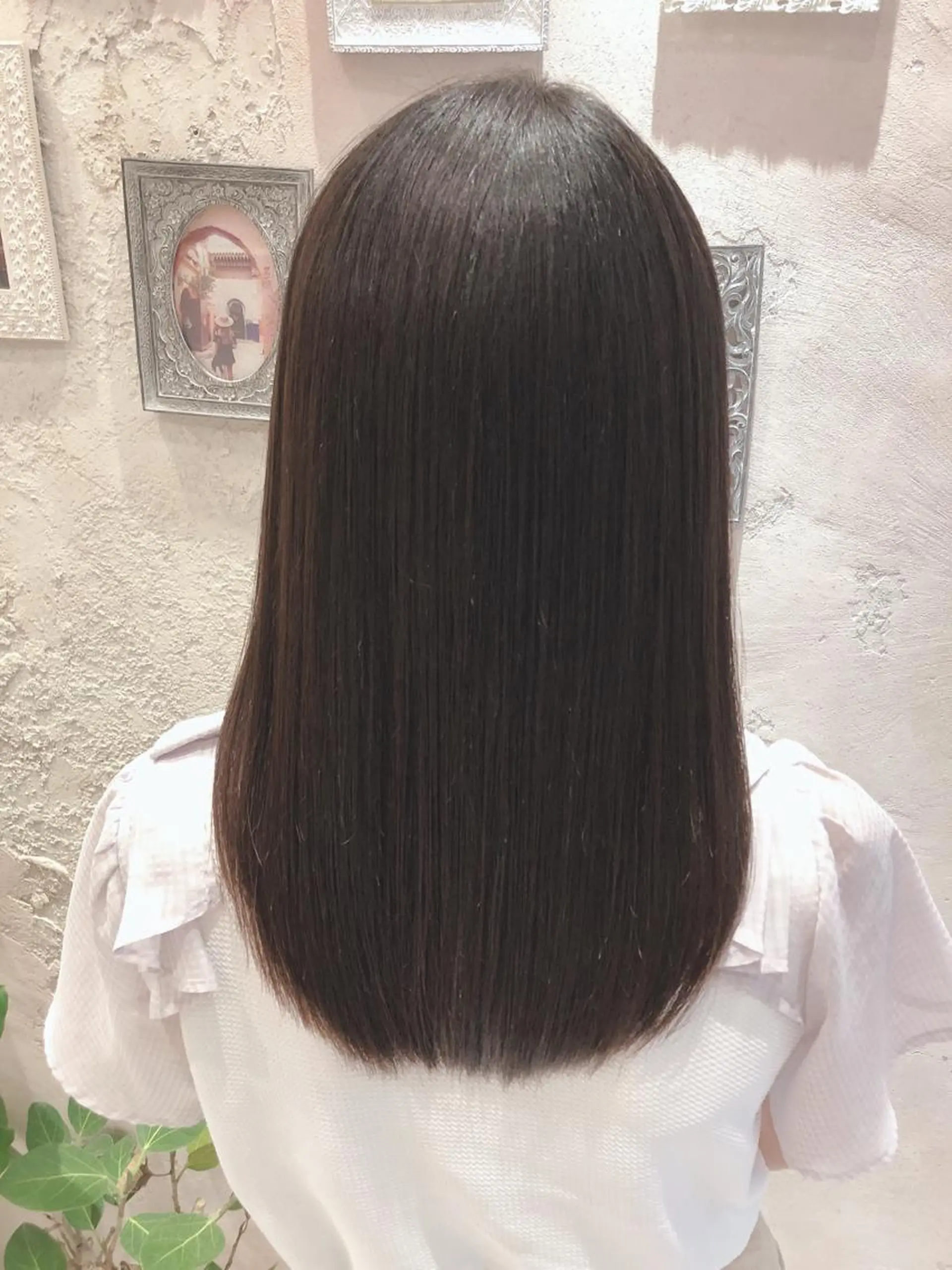 ミディアム カット ヘアカラー トリートメント 代表山口ひな 髪質改善のプロのヘアスタイル