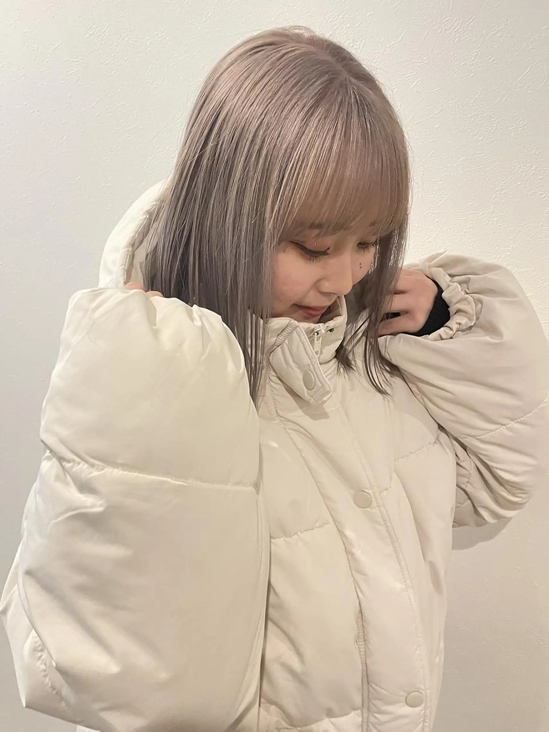 ミディアム カット ヘアカラー トリートメント 松本/艶カラー/ ブリーチ/村岡 彩優のヘアスタイル