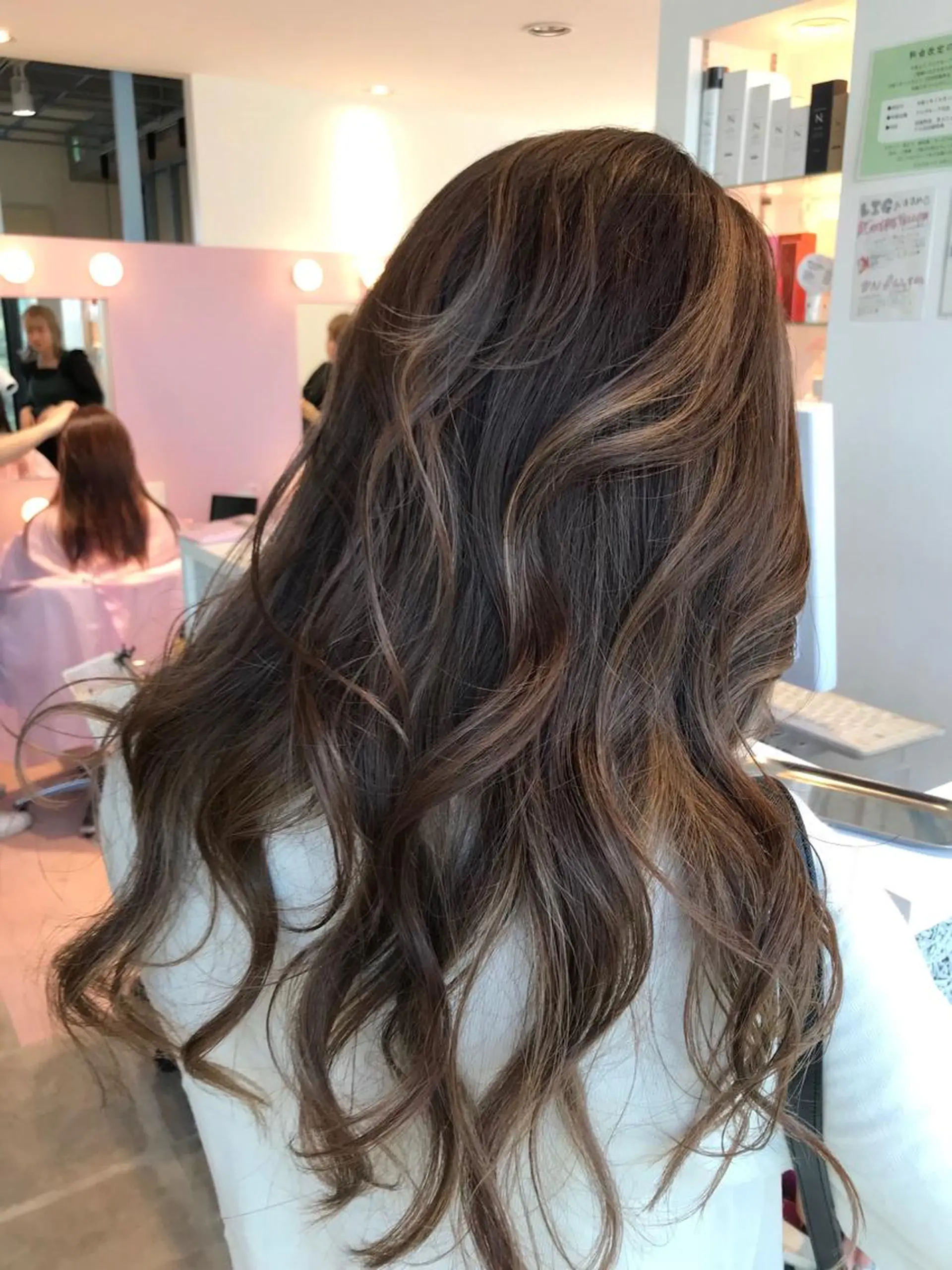 セミロング カット ヘアカラー トリートメント 所渉/韓国レイヤー /ウルフカットのヘアスタイル