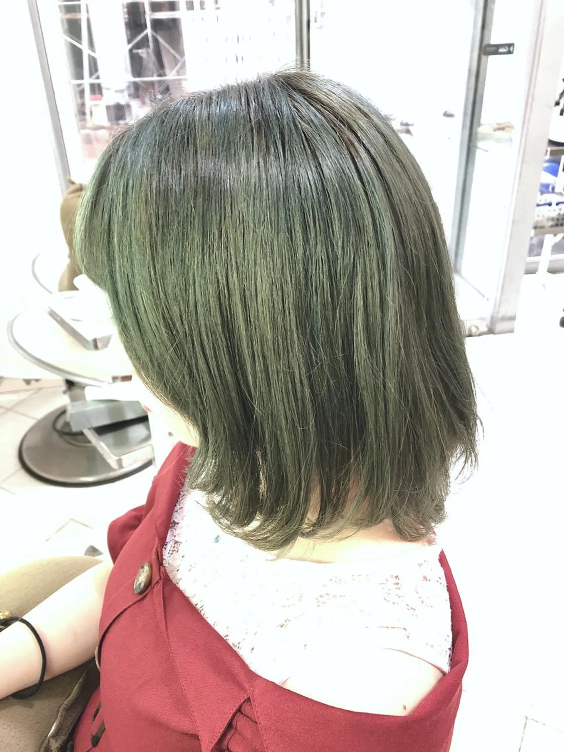 ミディアム カラー 保住 亮太のヘアスタイル