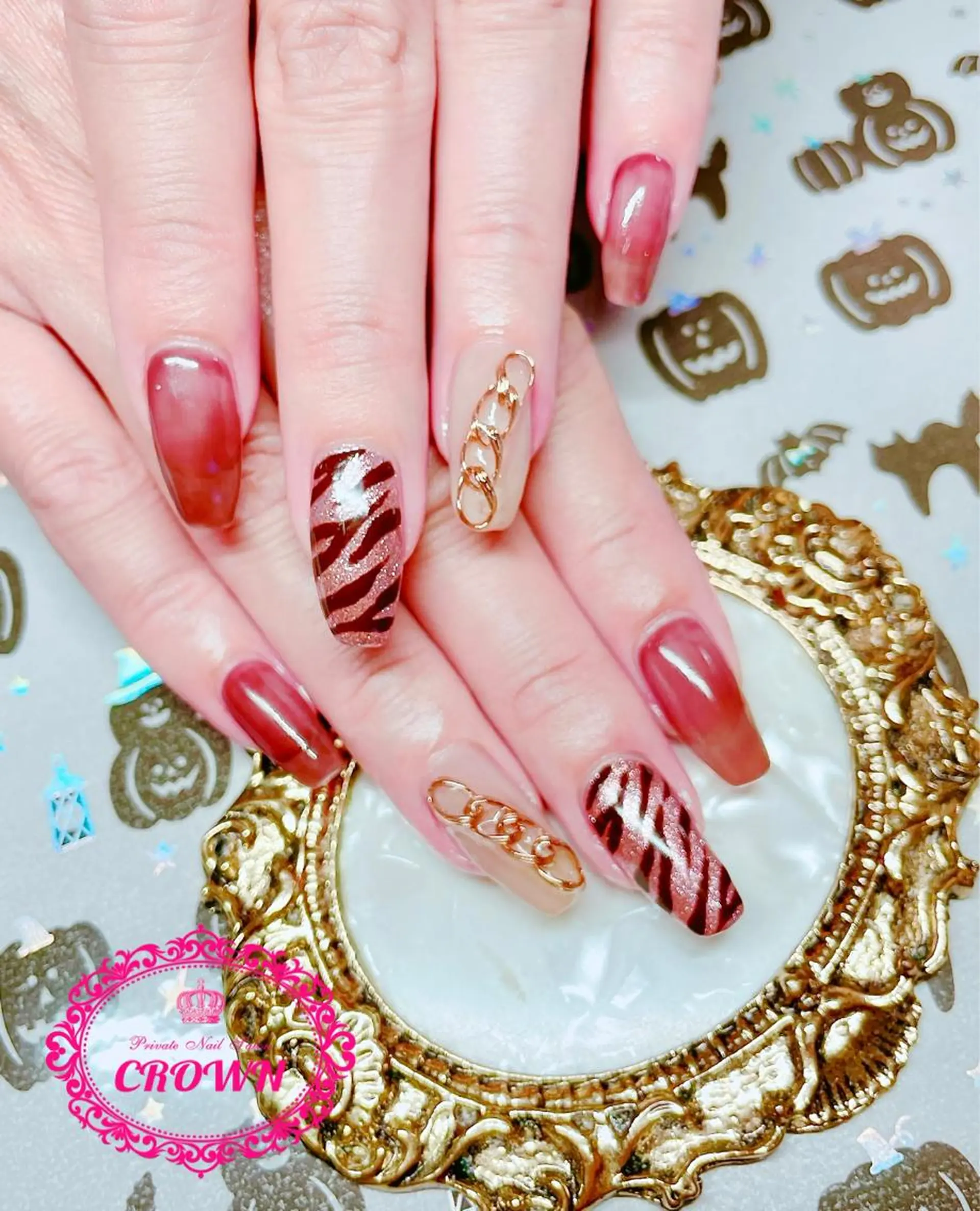 ネイル CROWN プライベートサロンのネイルデザイン